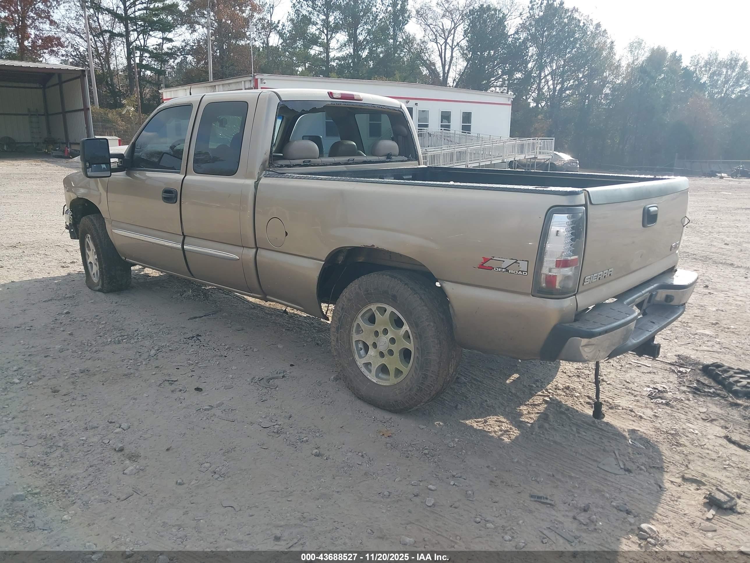 GMC SIERRA image 3