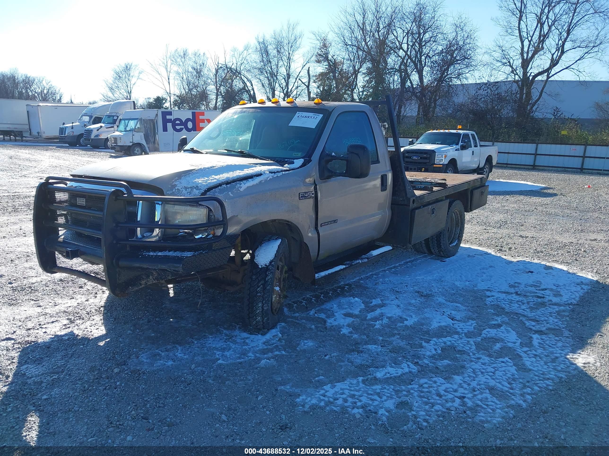 FORD F-450 image 2