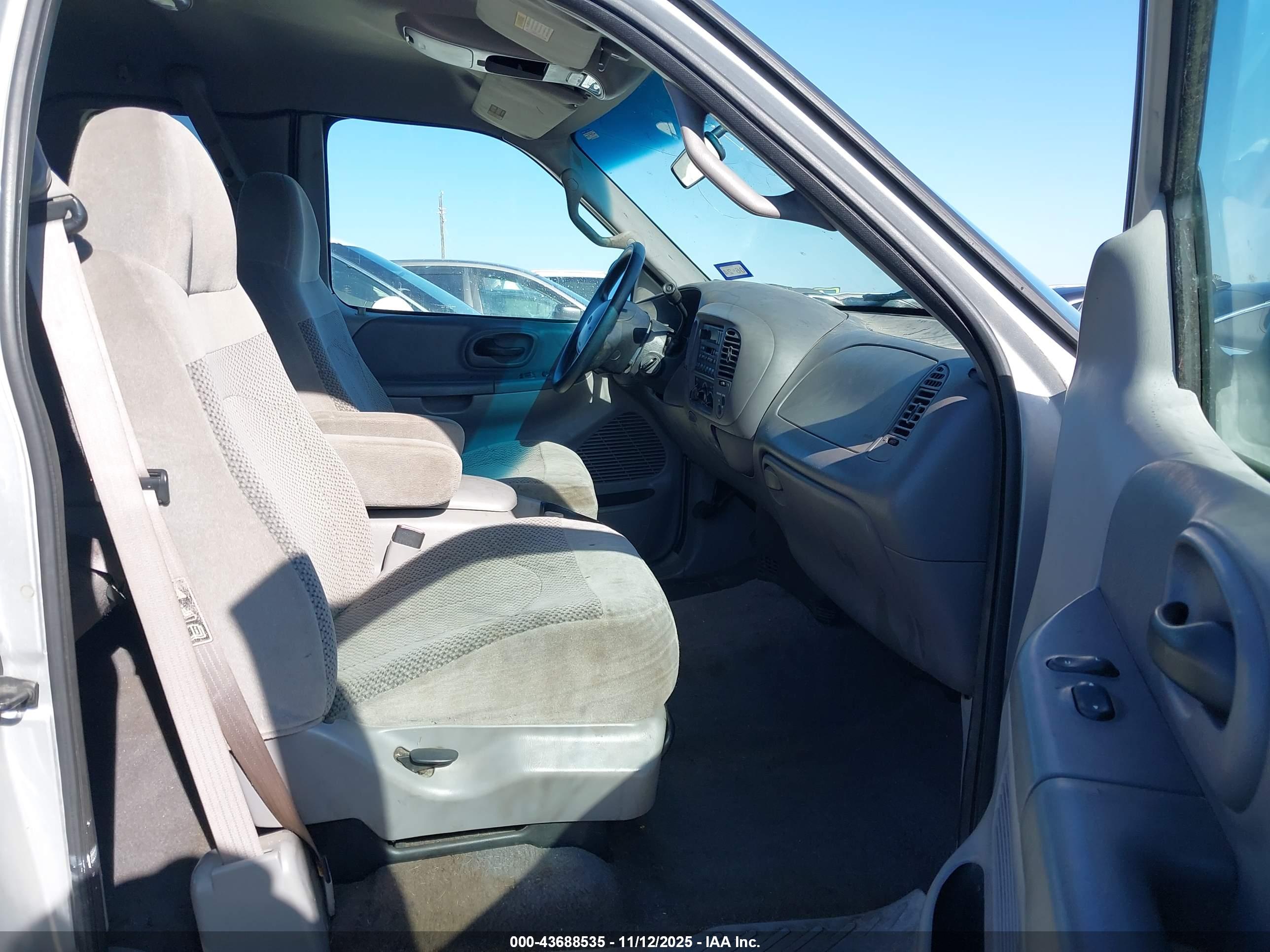 FORD F-150 image 5