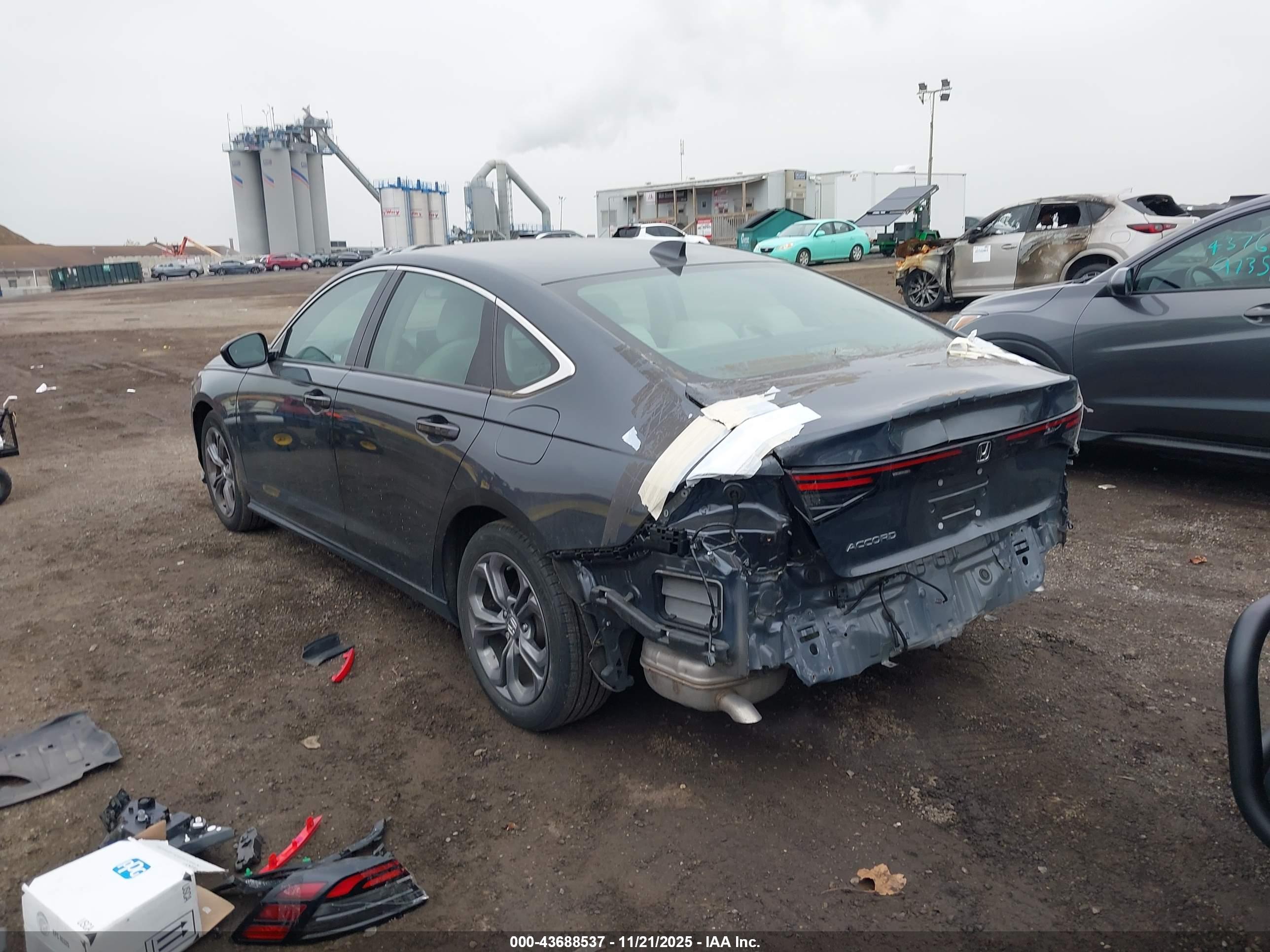 HONDA ACCORD image 3