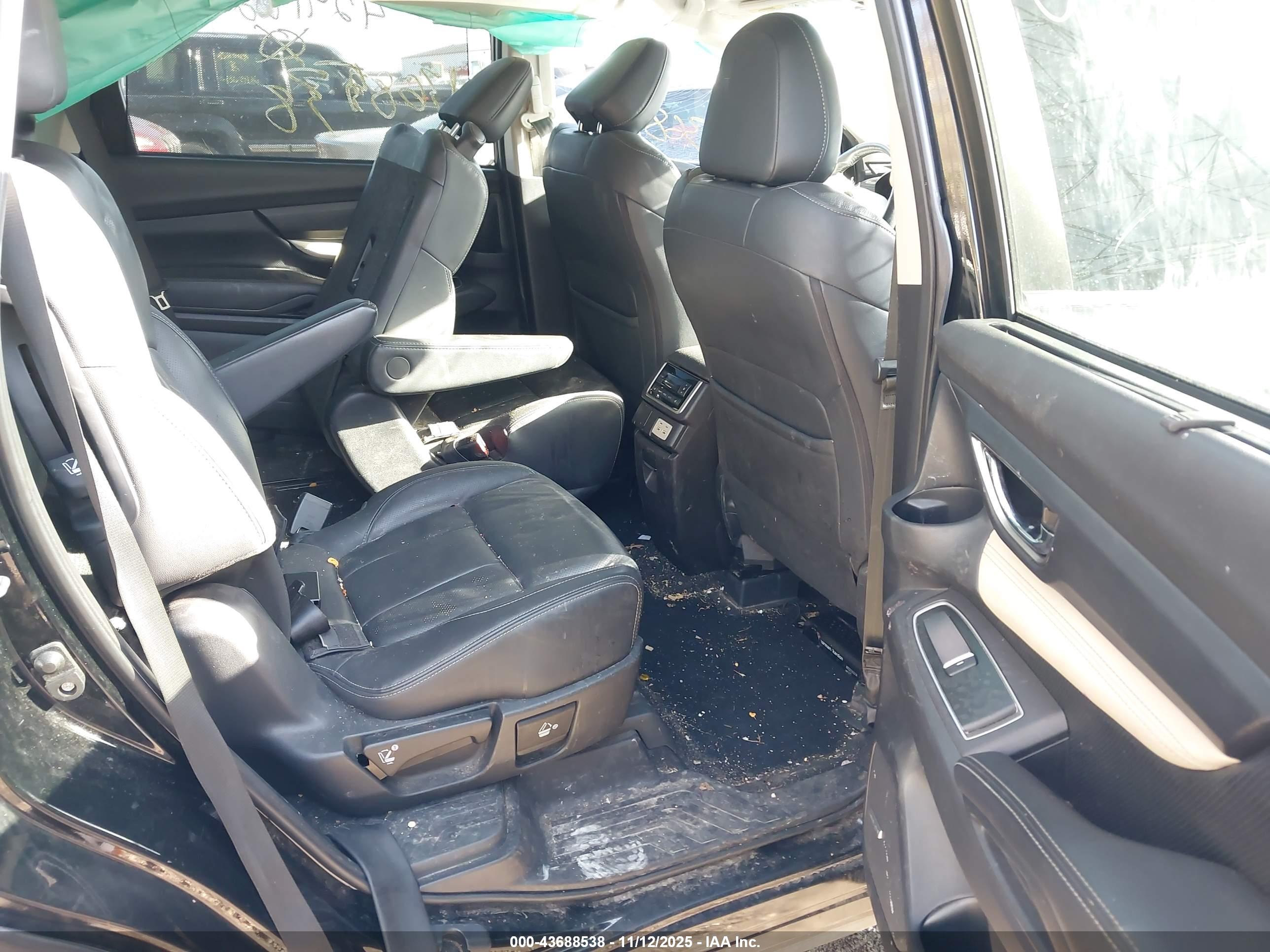 SUBARU ASCENT image 8