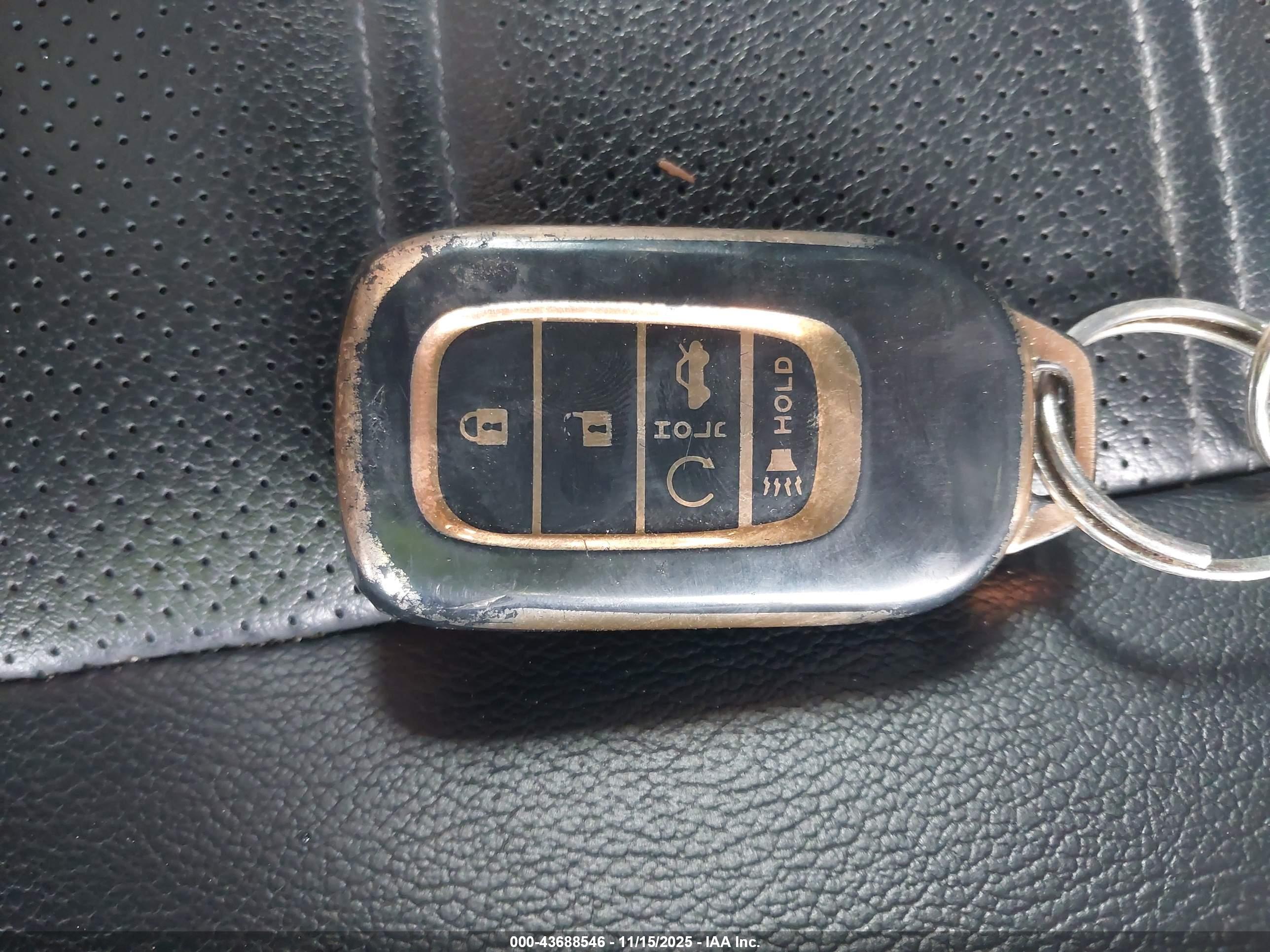 HONDA CR-V image 11