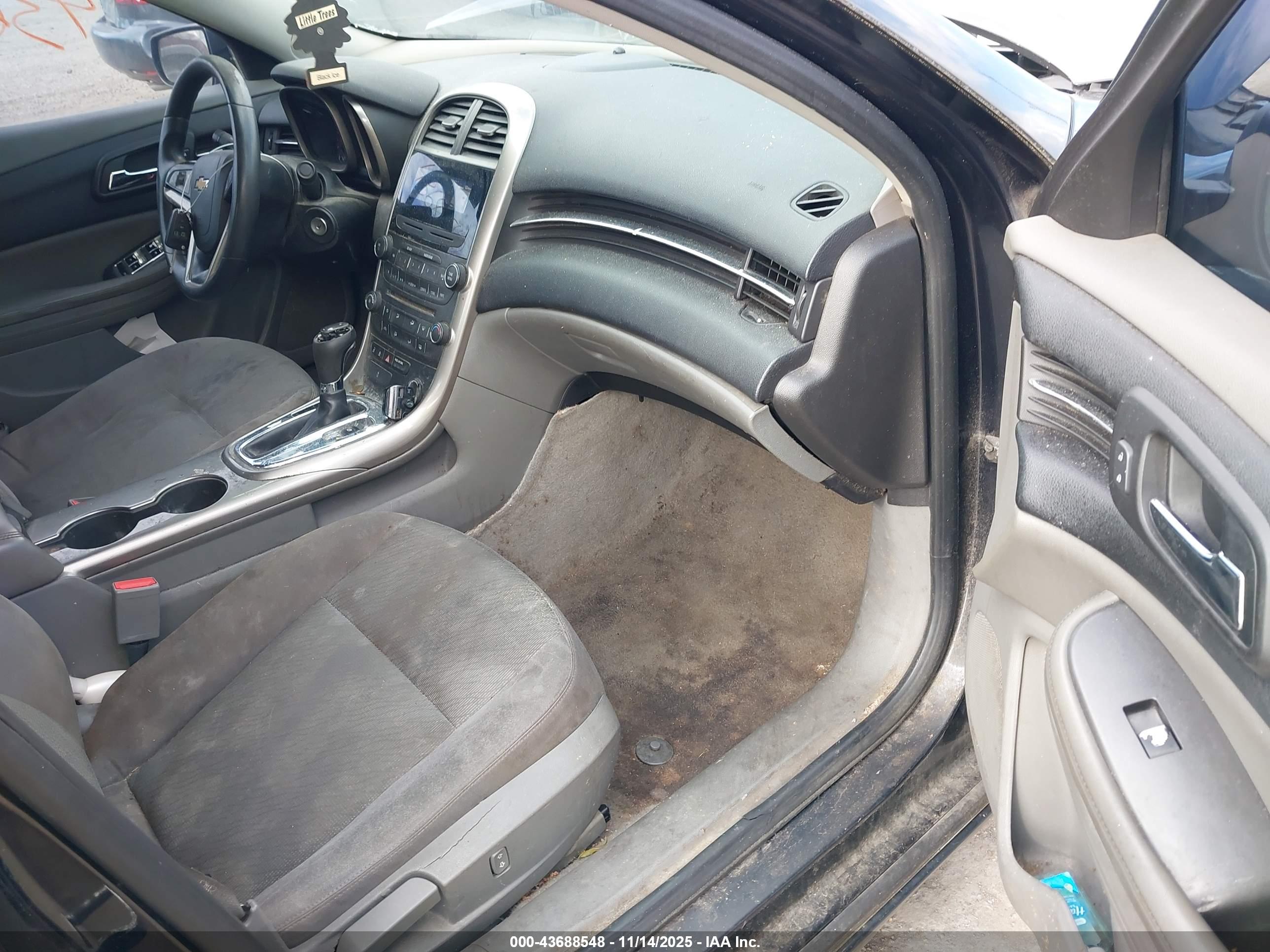 CHEVROLET MALIBU image 5