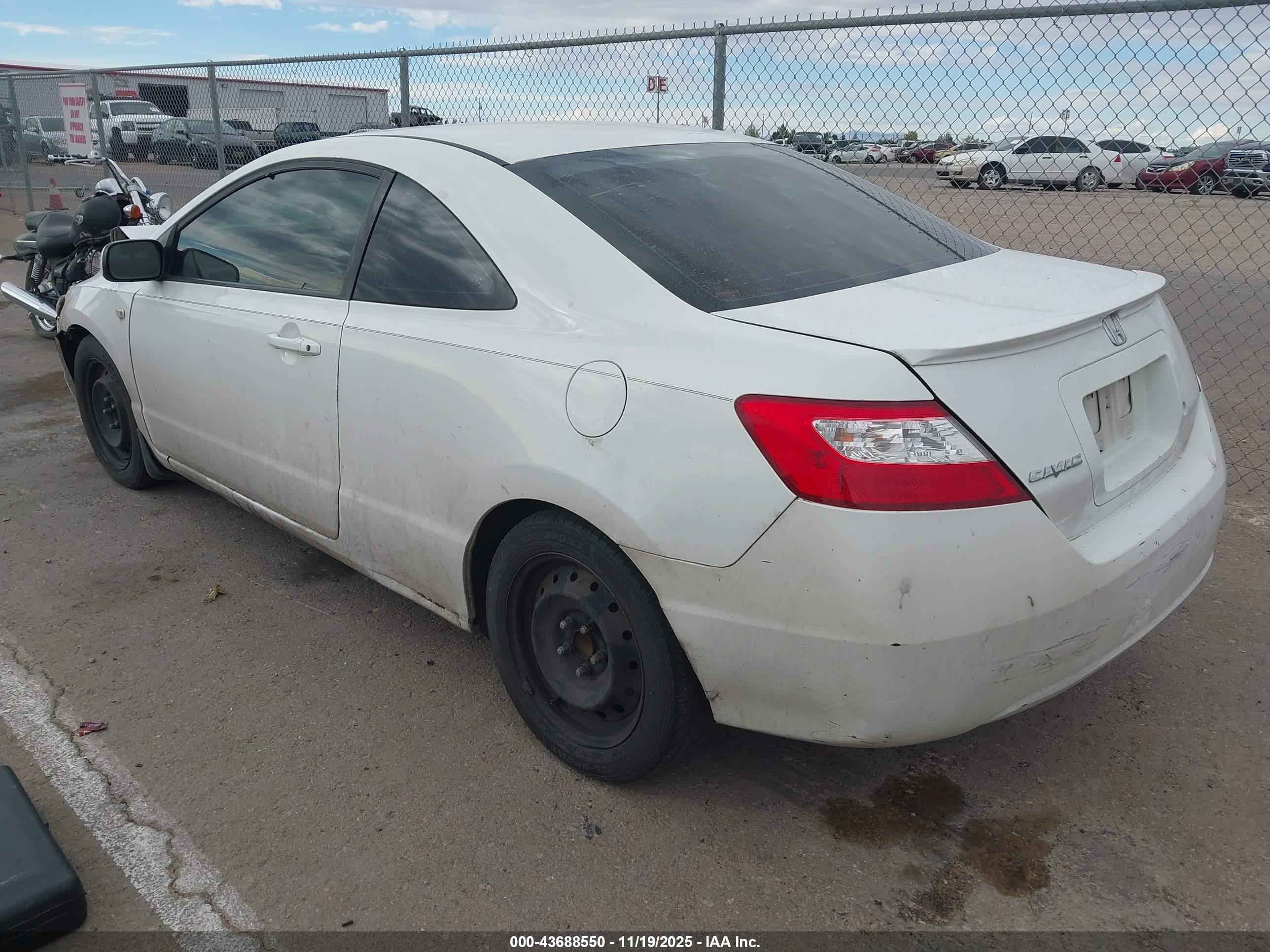 HONDA CIVIC image 3