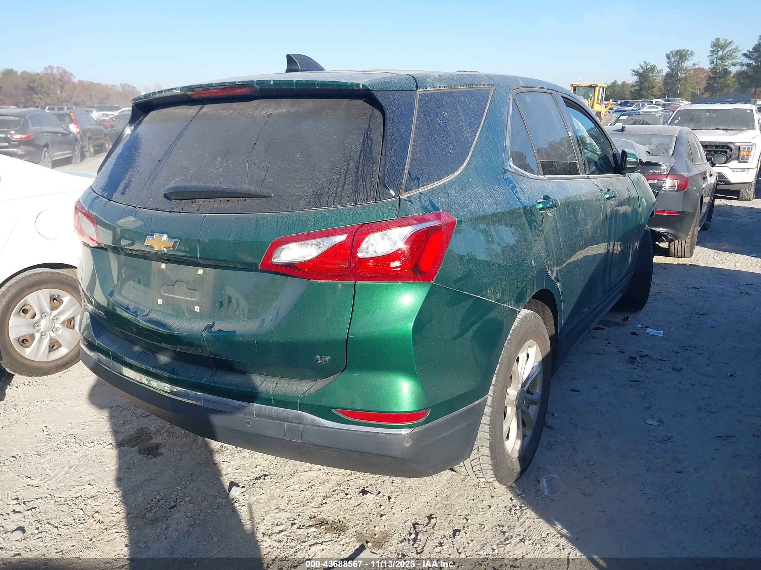 CHEVROLET EQUINOX image 4