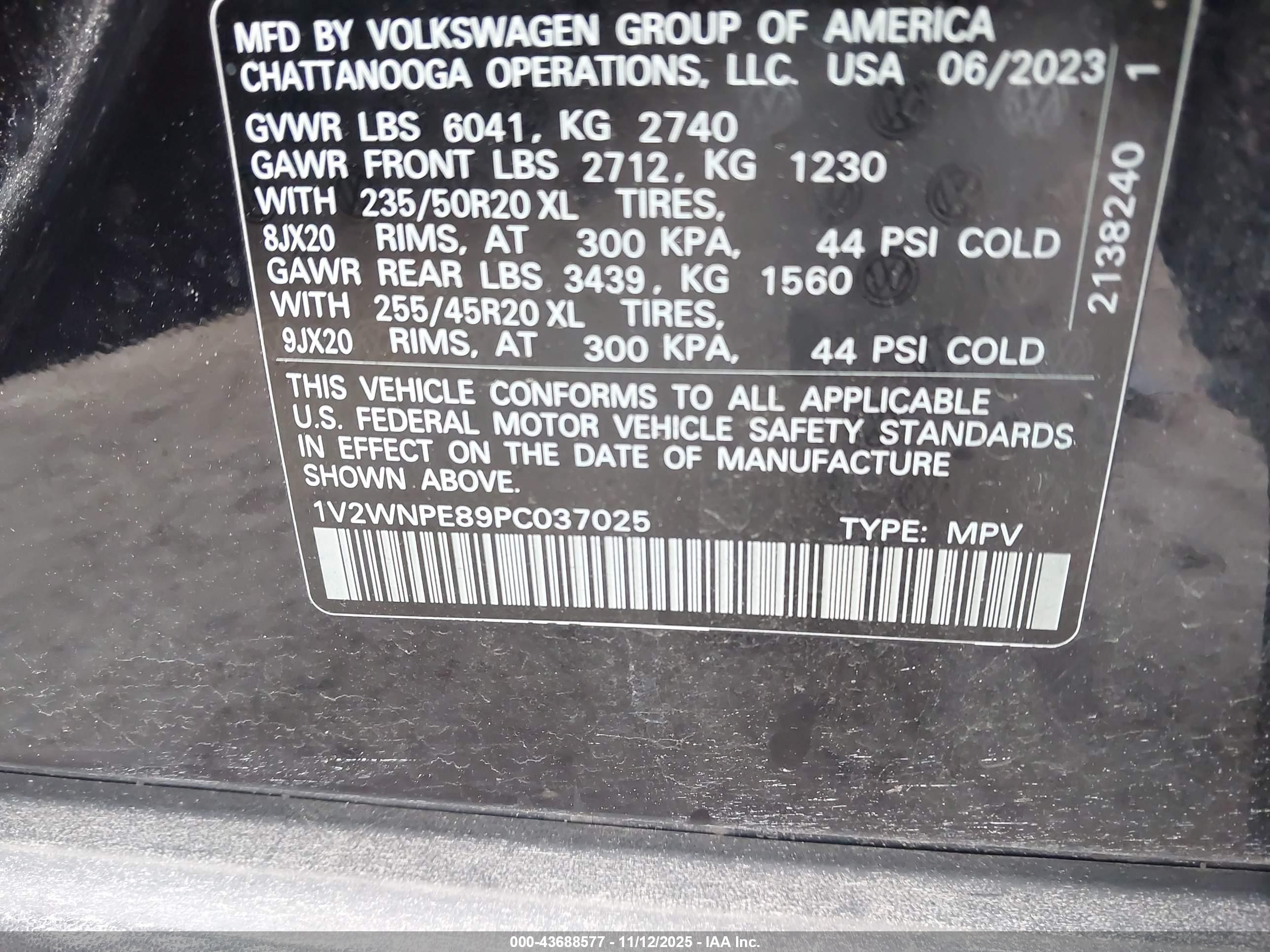 VOLKSWAGEN ID.4 image 9