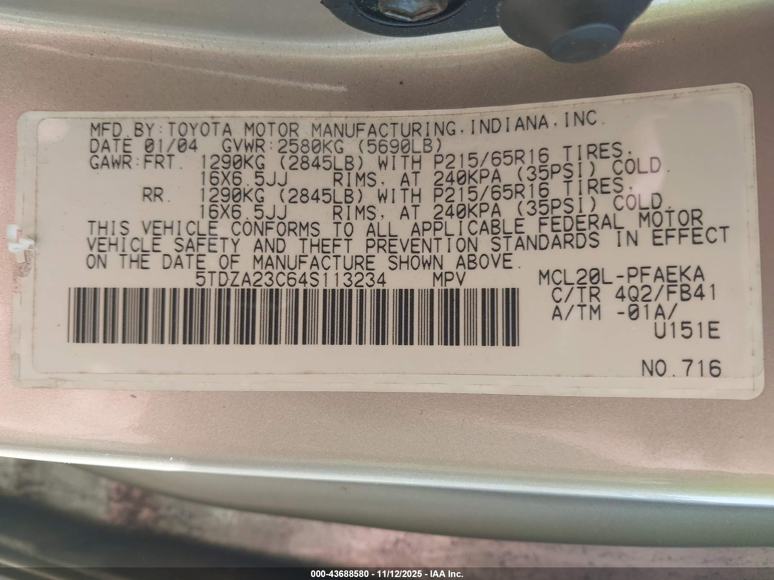 TOYOTA SIENNA image 9