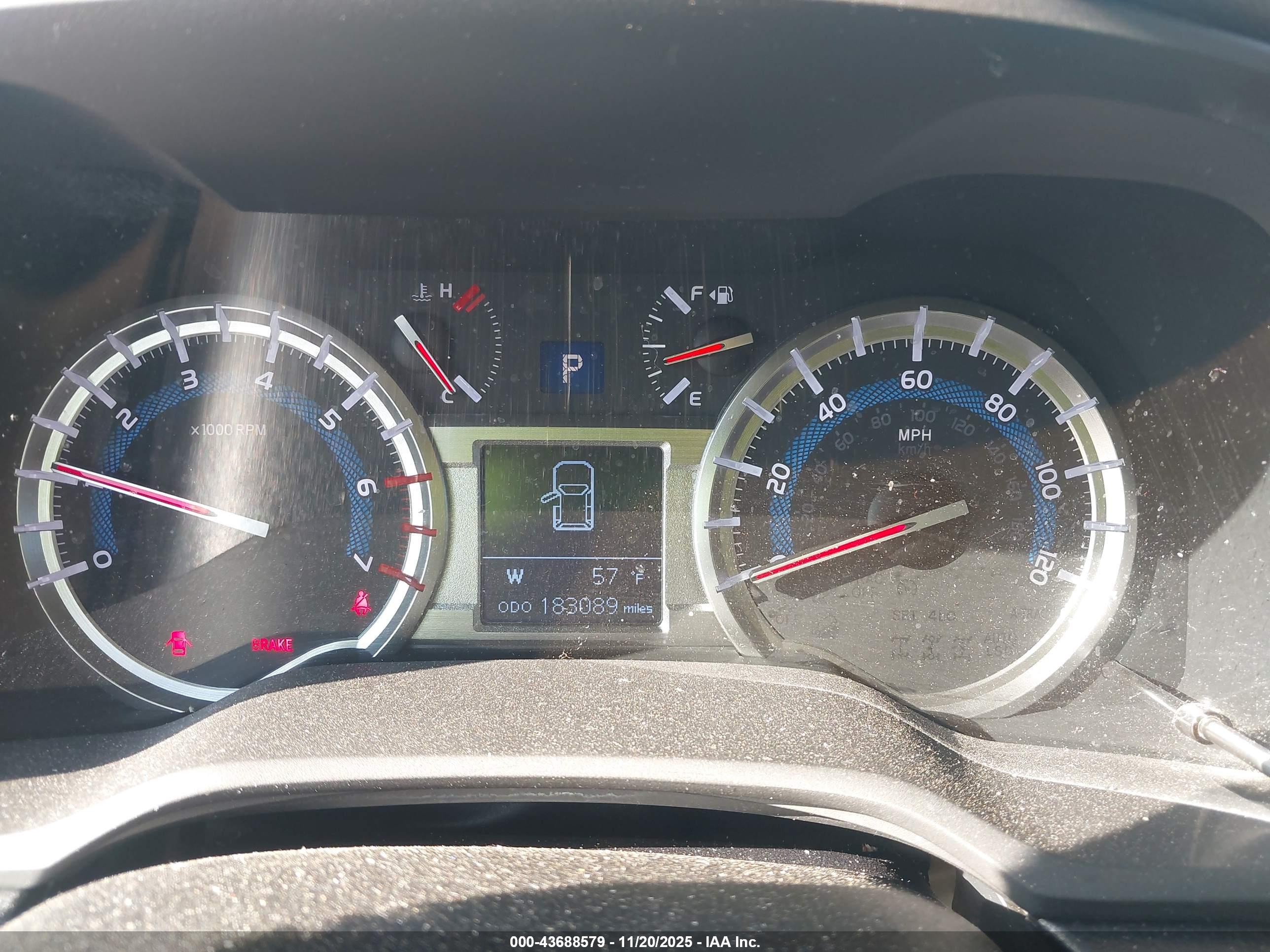 TOYOTA 4RUNNER image 7