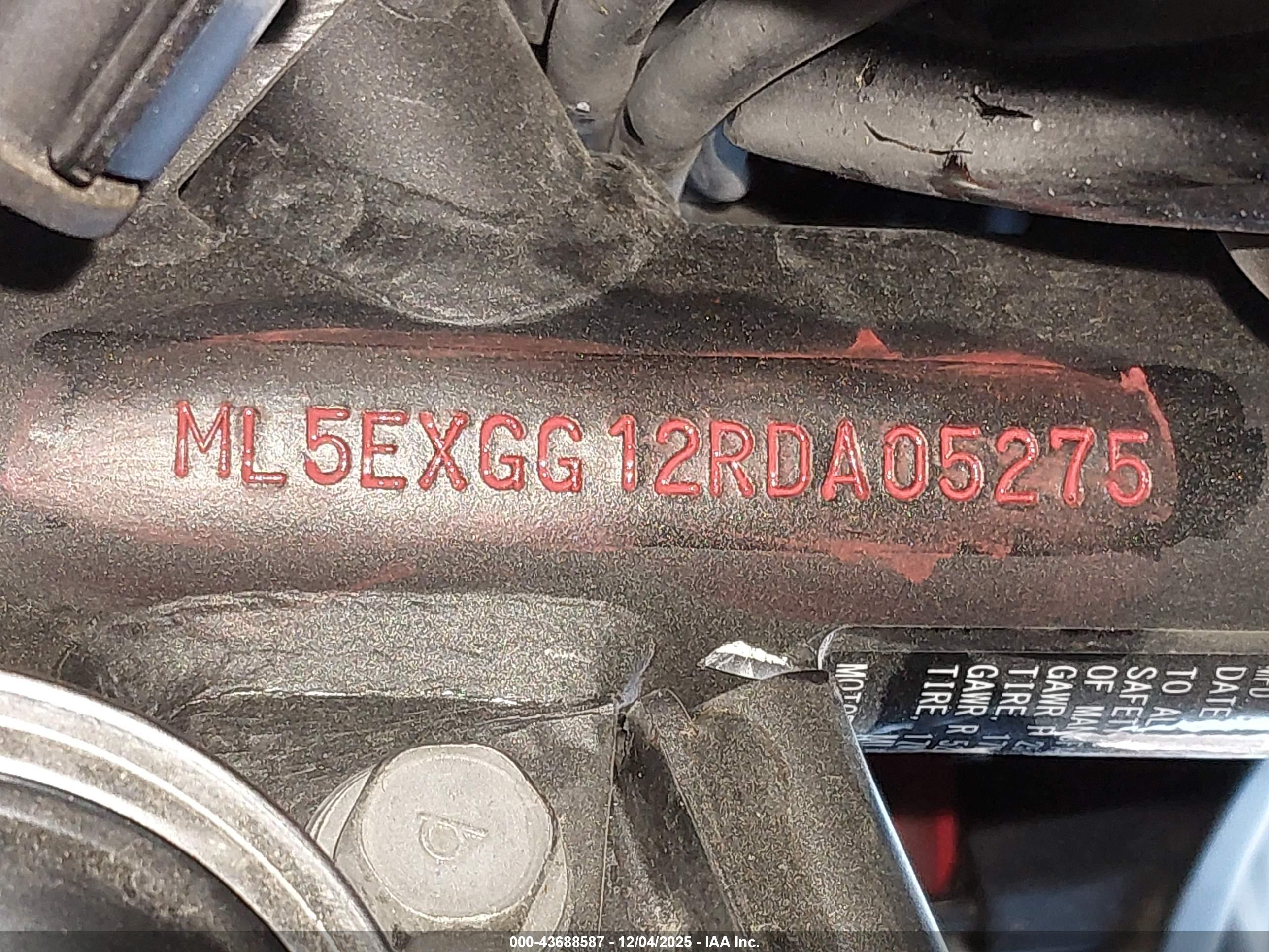 KAWASAKI EX500 image 10