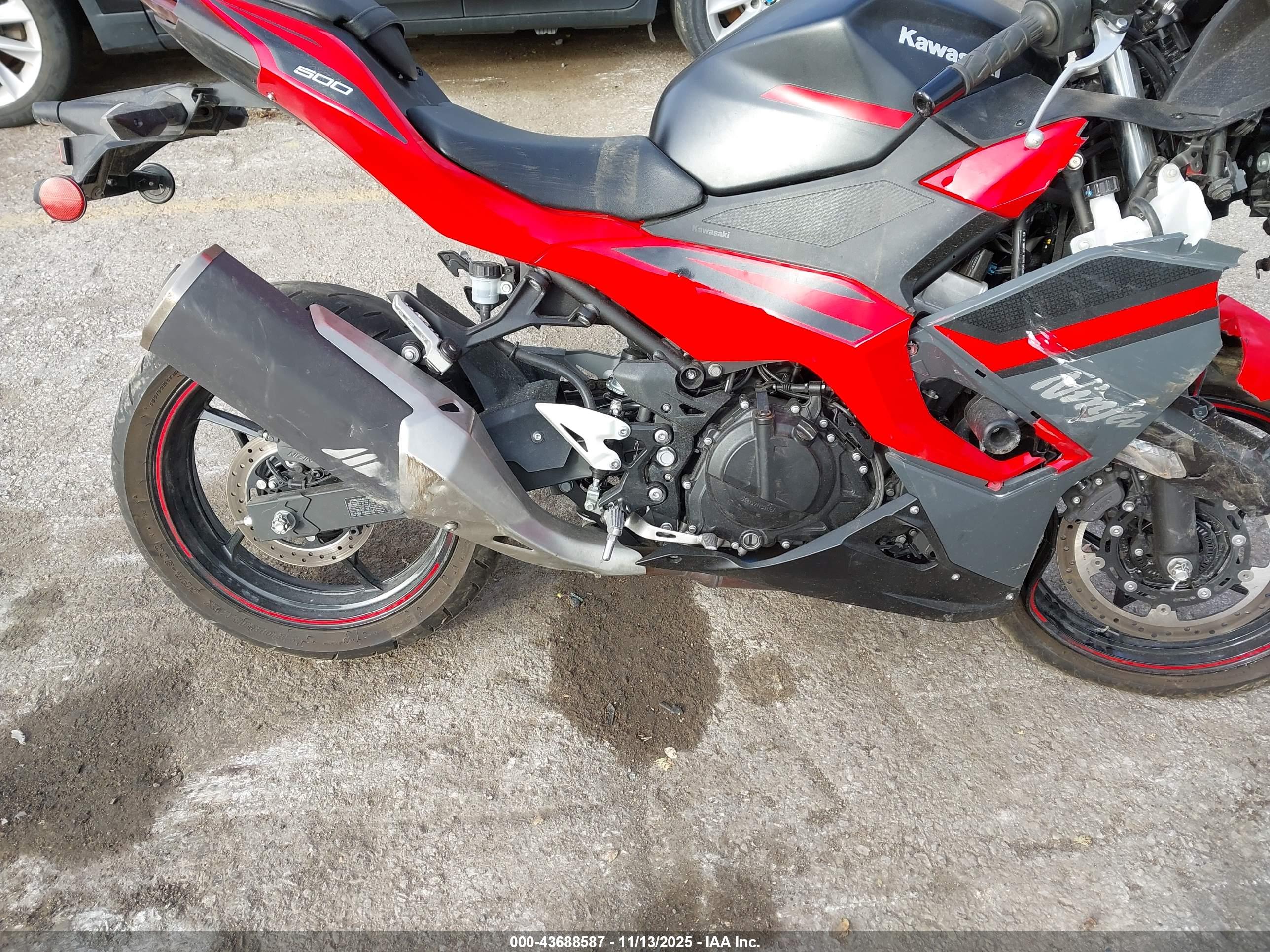 KAWASAKI EX500 image 8