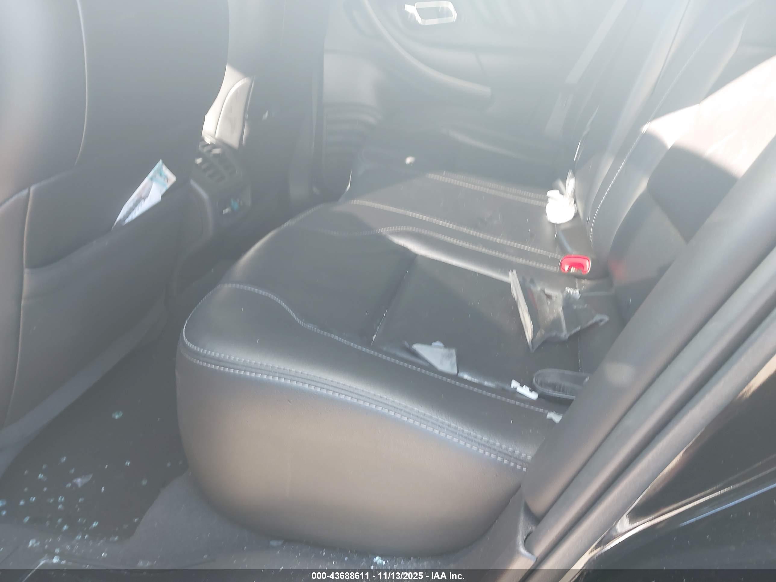 FORD TAURUS image 8