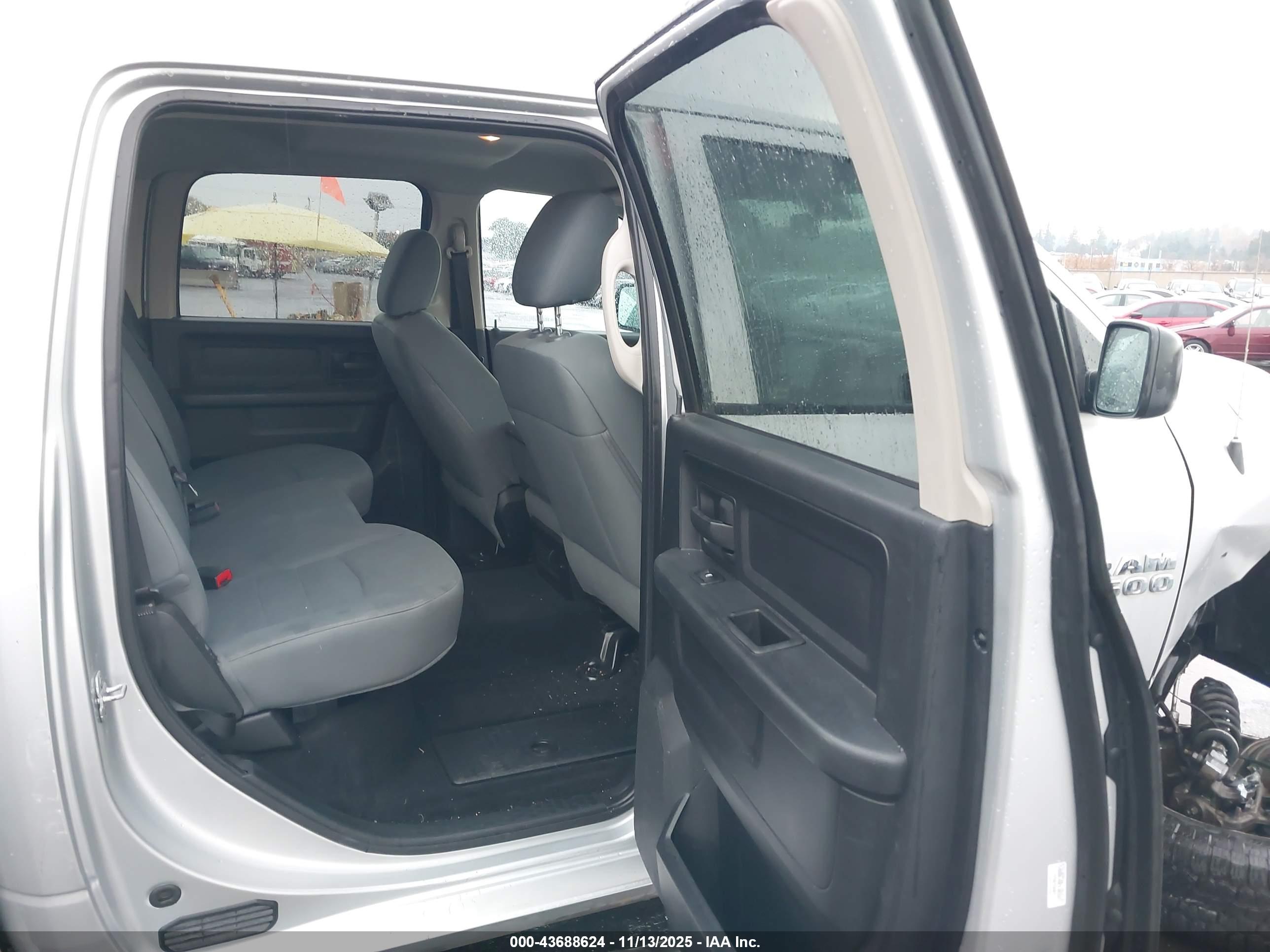 RAM 1500 image 8