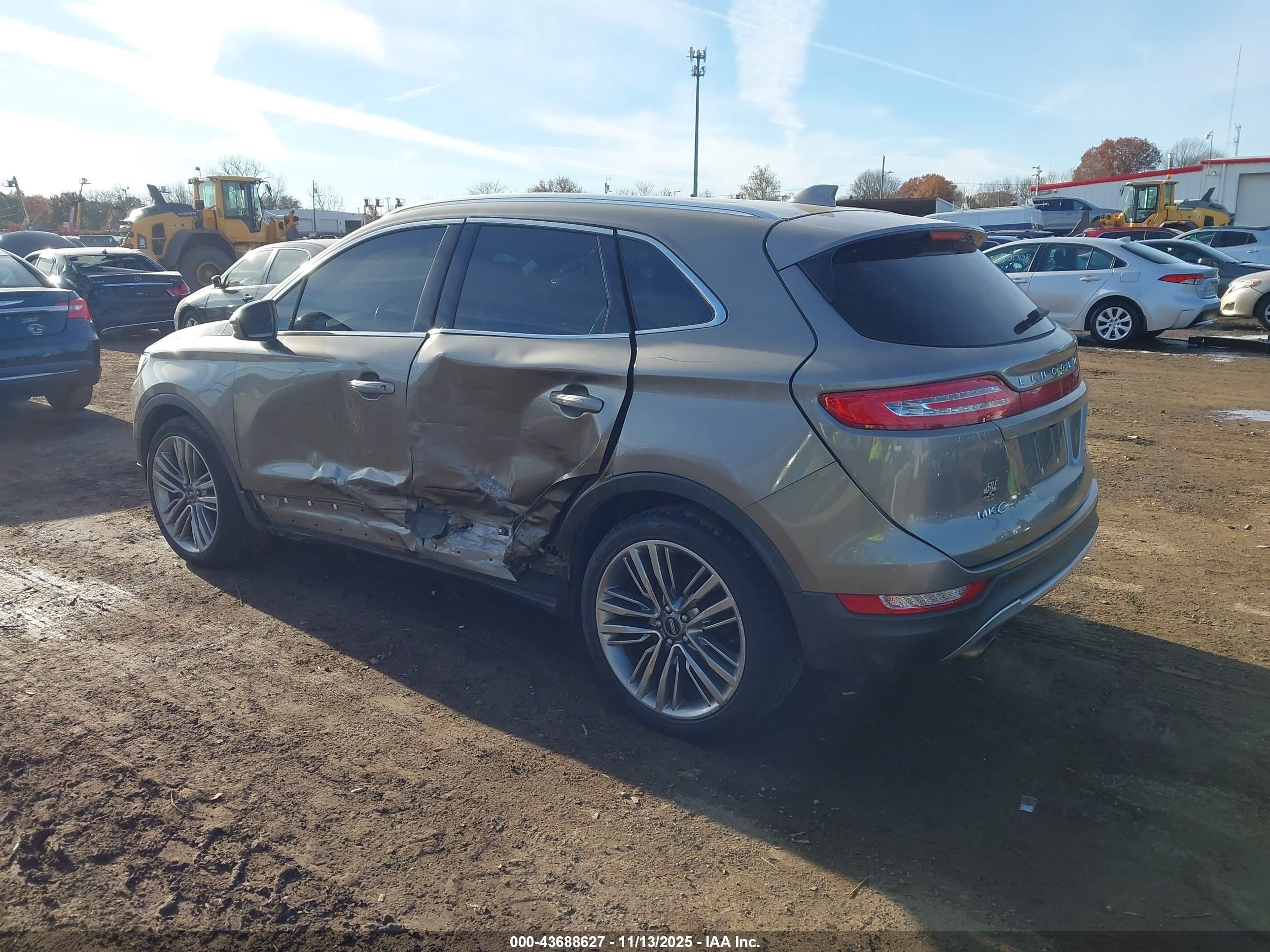 LINCOLN MKC image 3