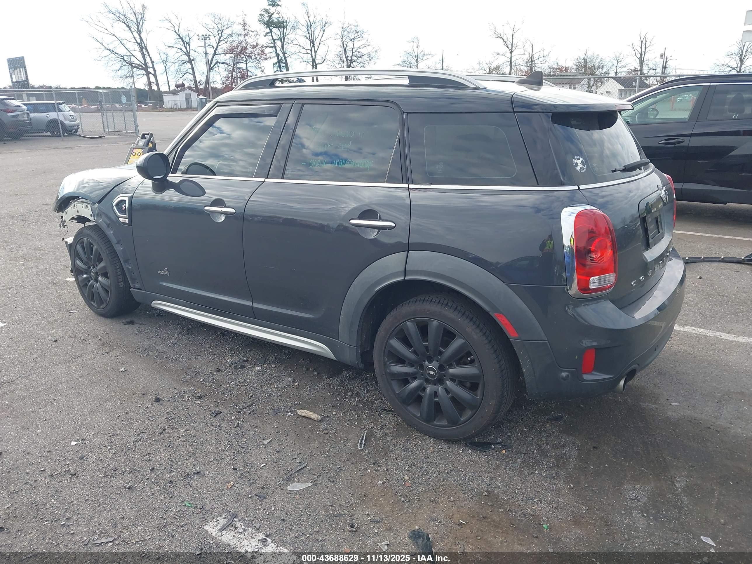 MINI COUNTRYMAN image 3