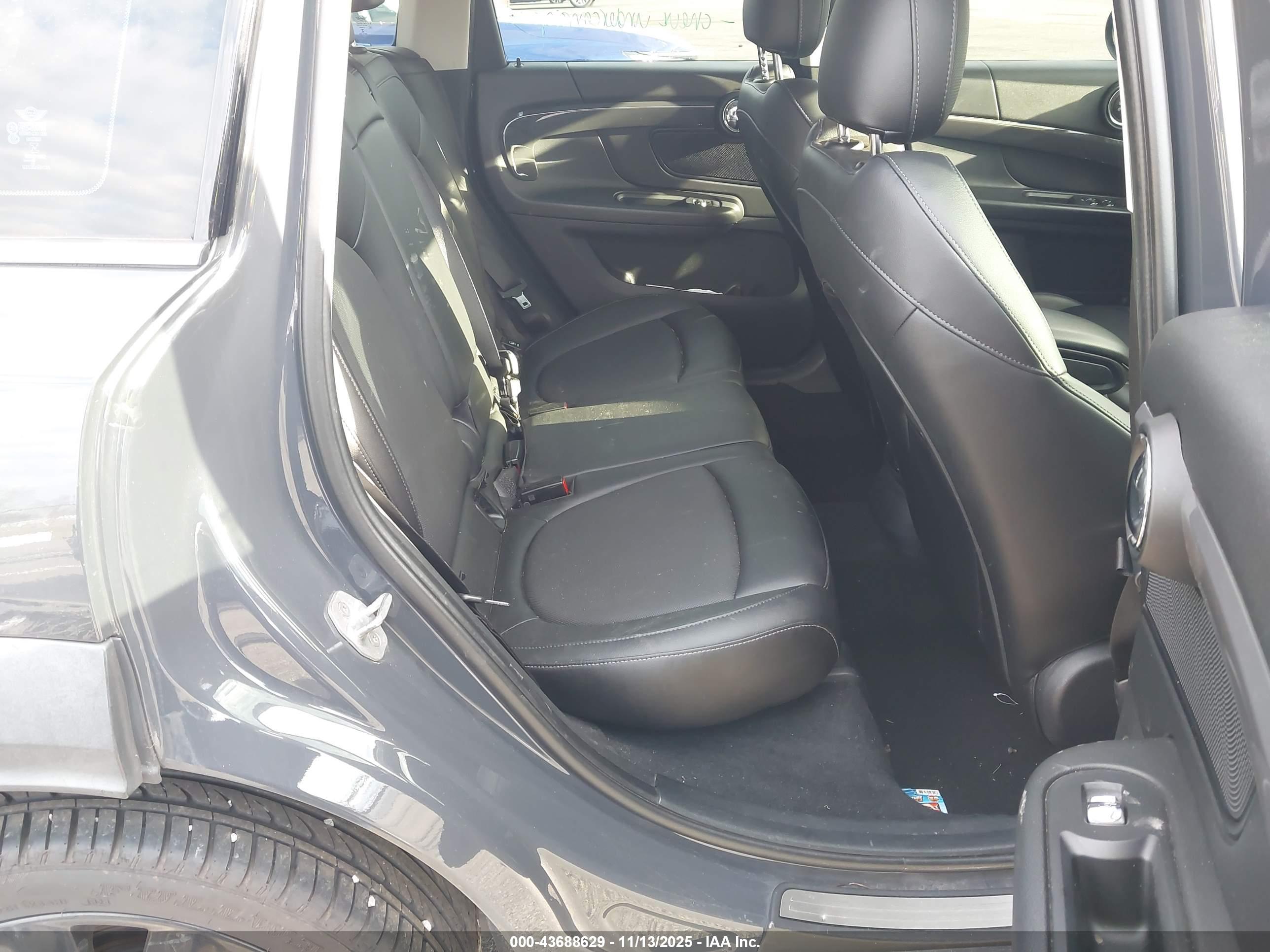 MINI COUNTRYMAN image 8