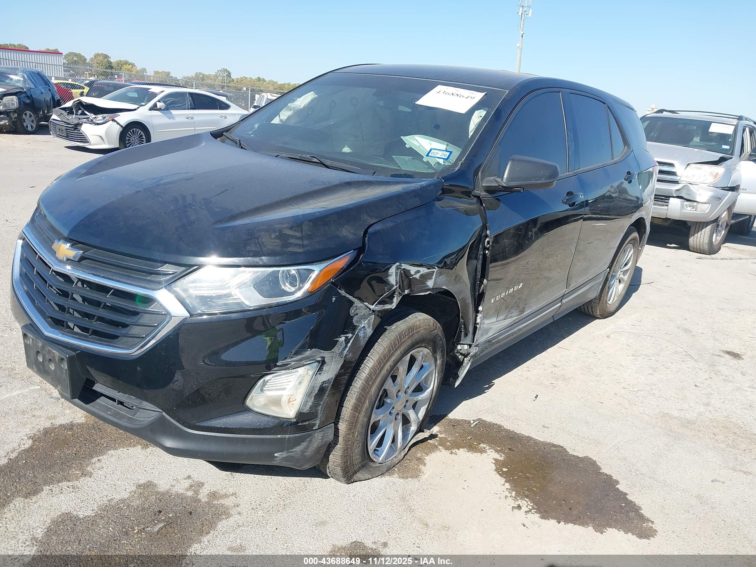 CHEVROLET EQUINOX image 2