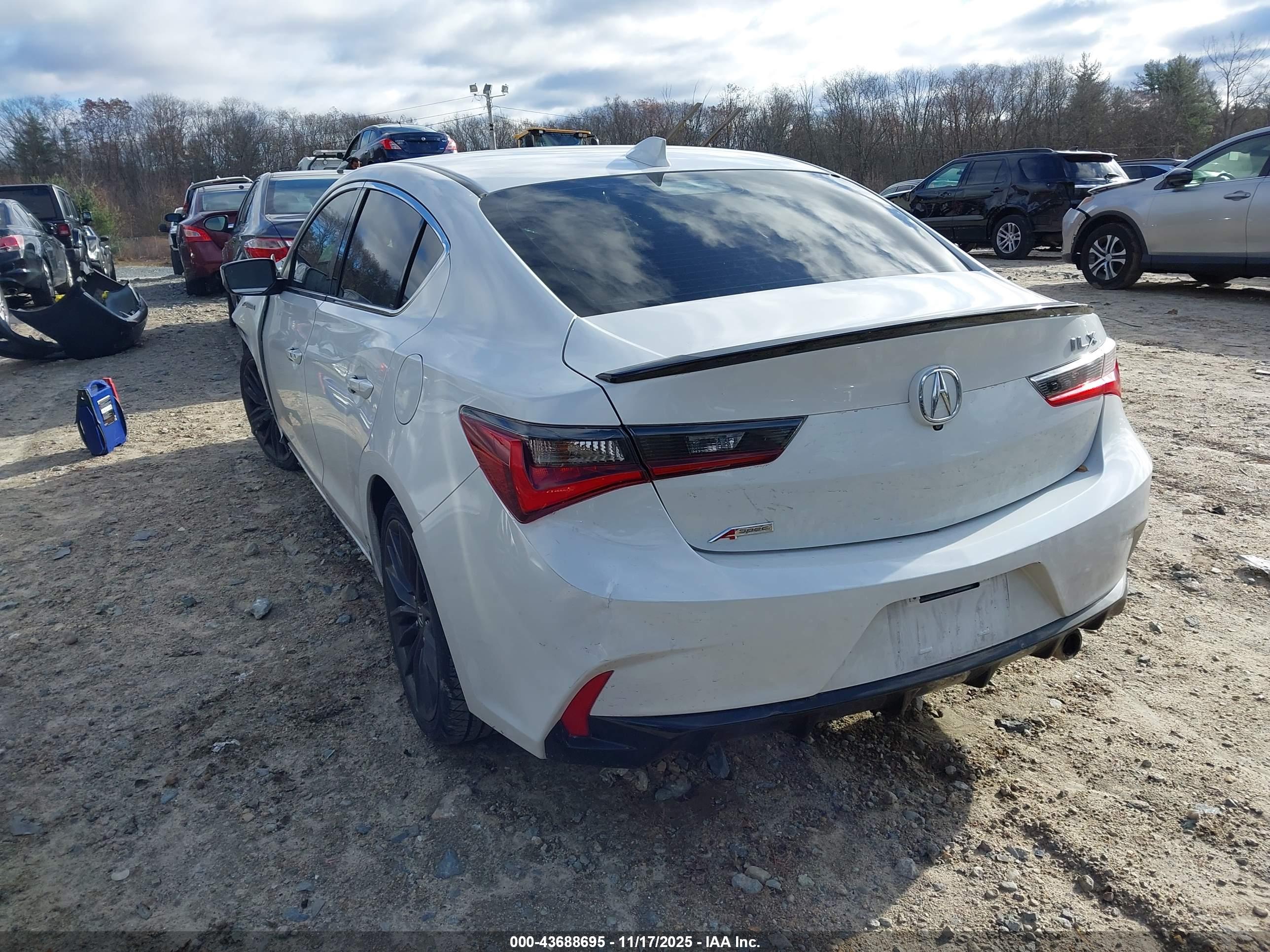 ACURA ILX image 3