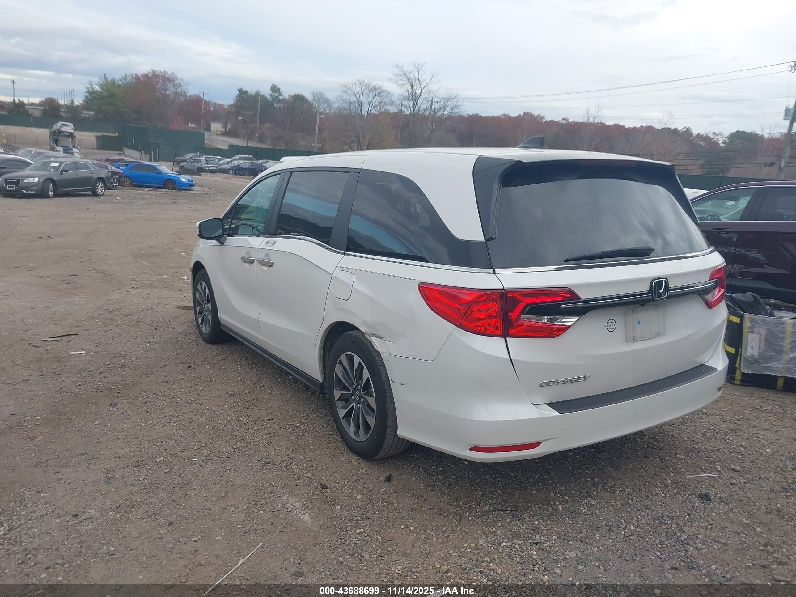HONDA ODYSSEY image 3