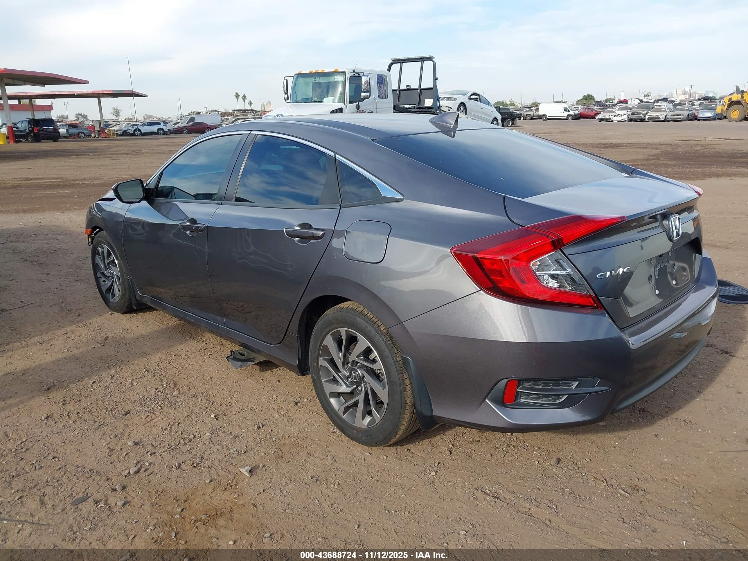 HONDA CIVIC image 3