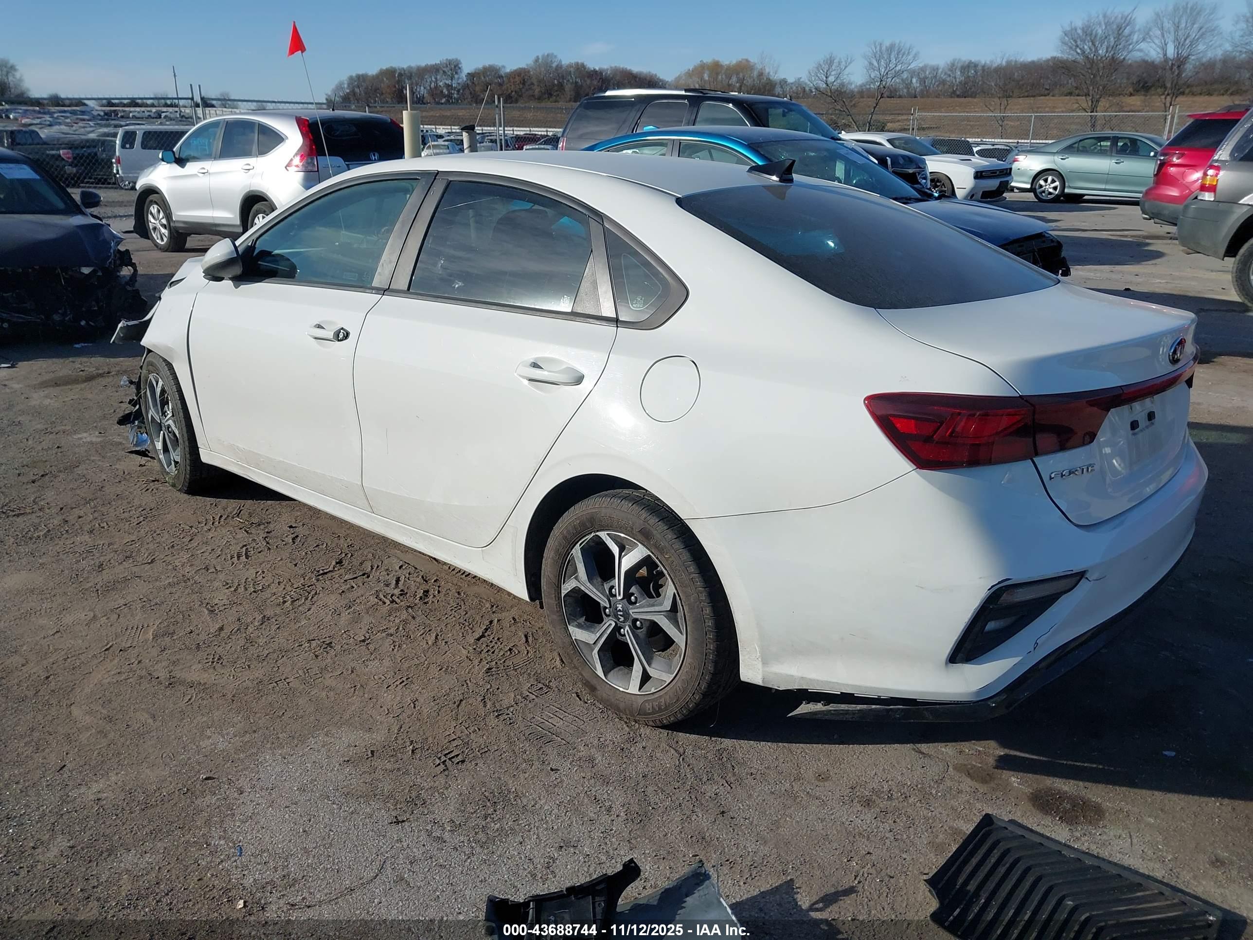 KIA FORTE image 3