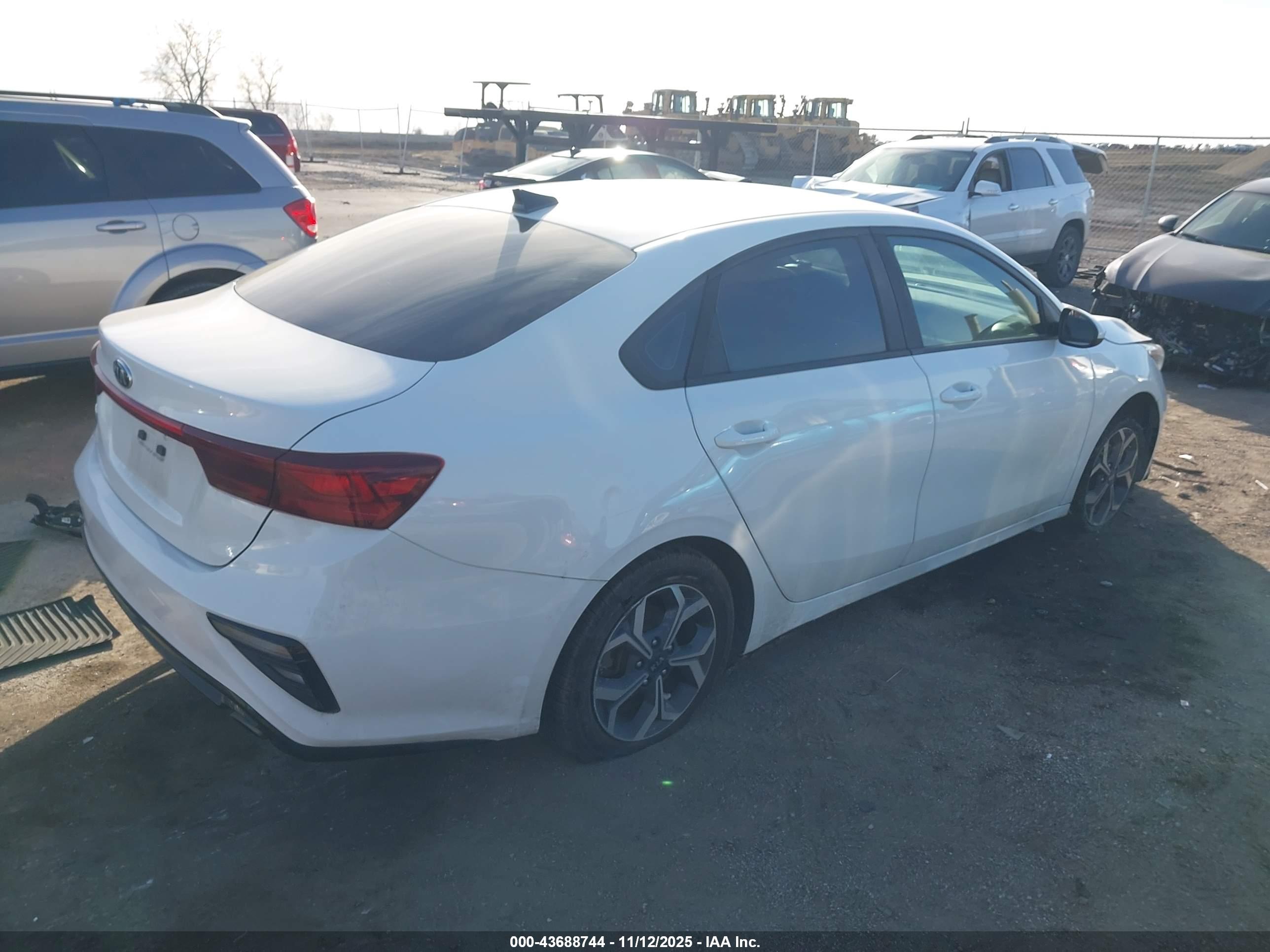 KIA FORTE image 4