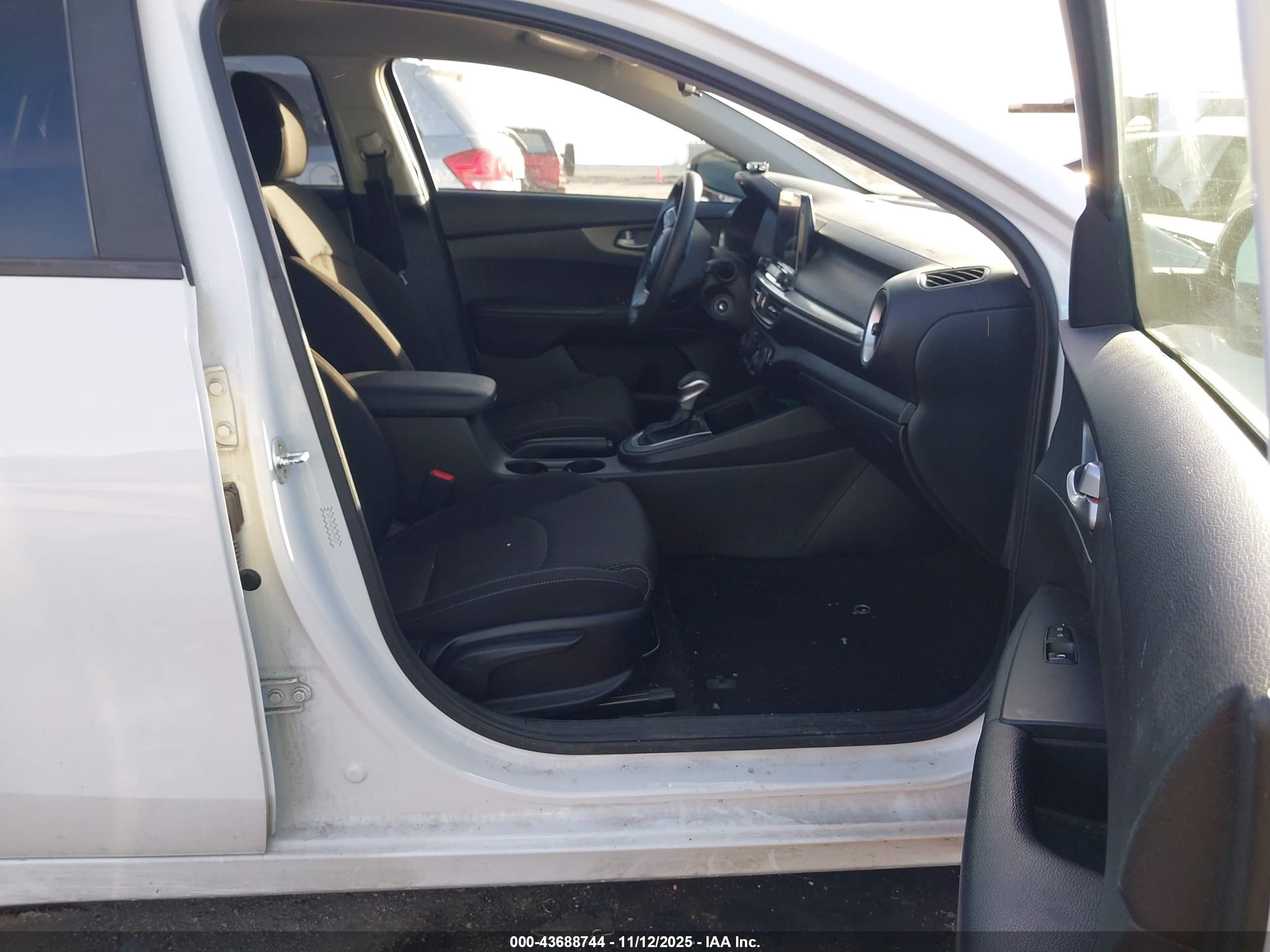KIA FORTE image 5