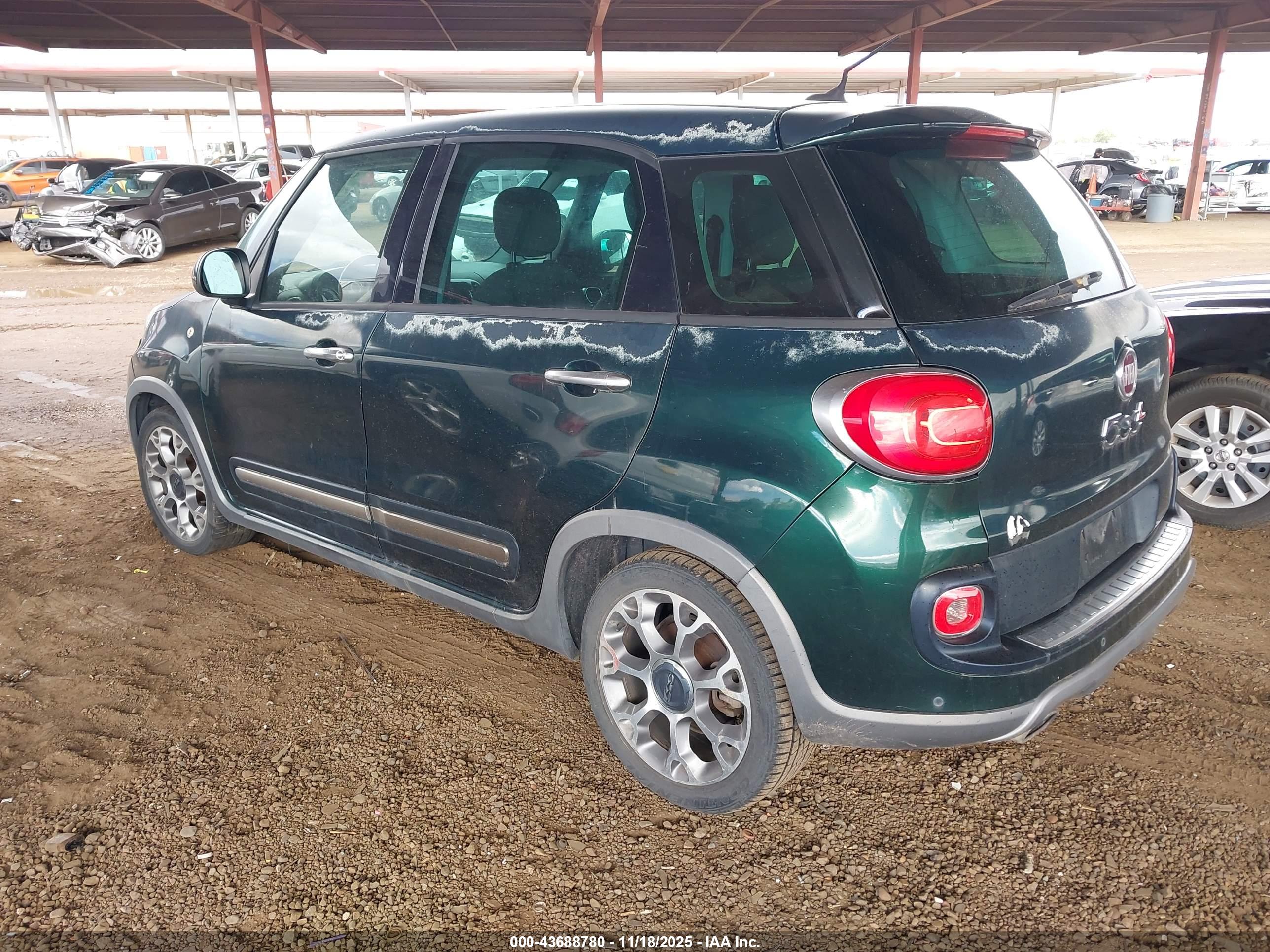 FIAT 500L image 3