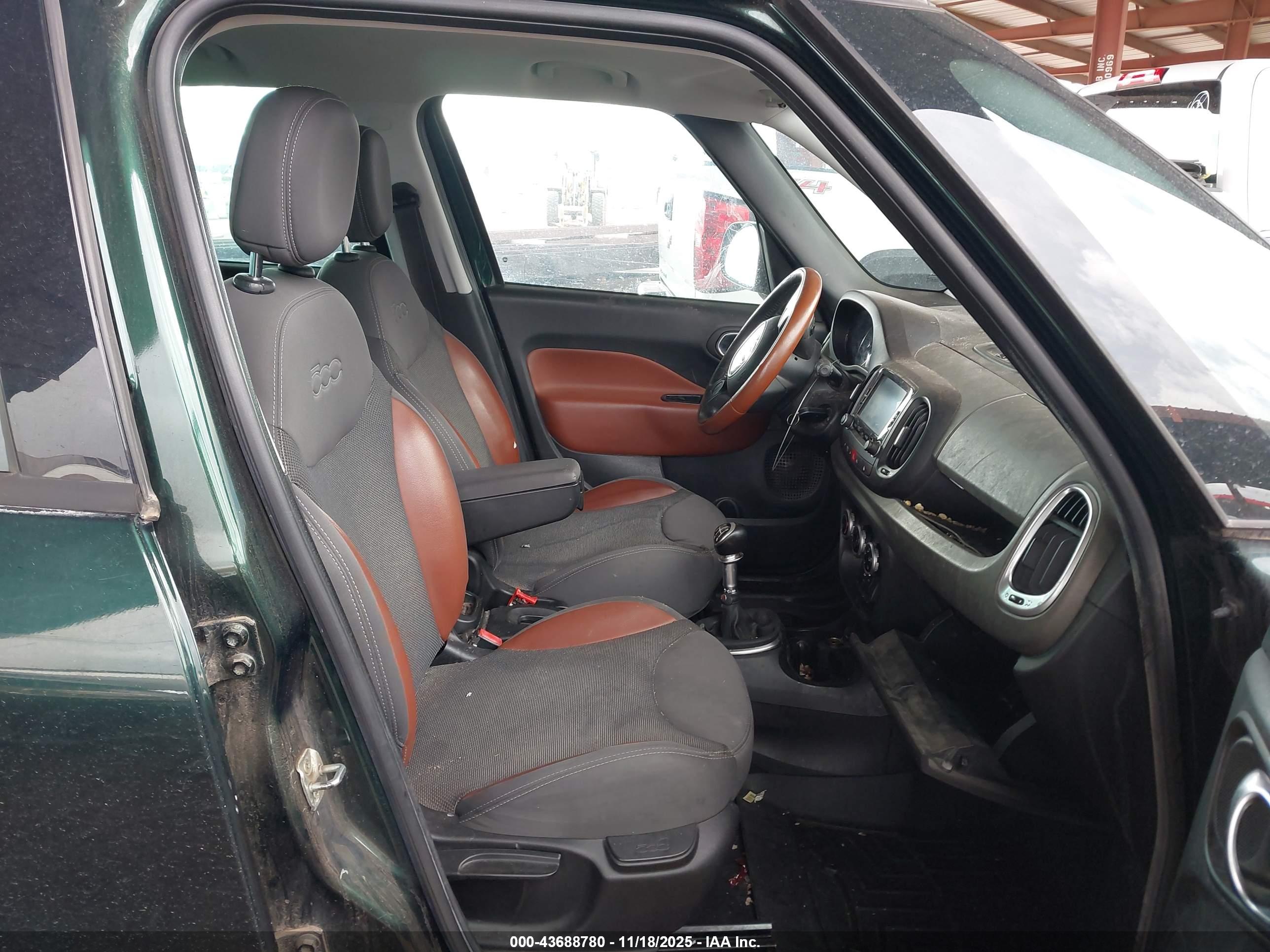 FIAT 500L image 5