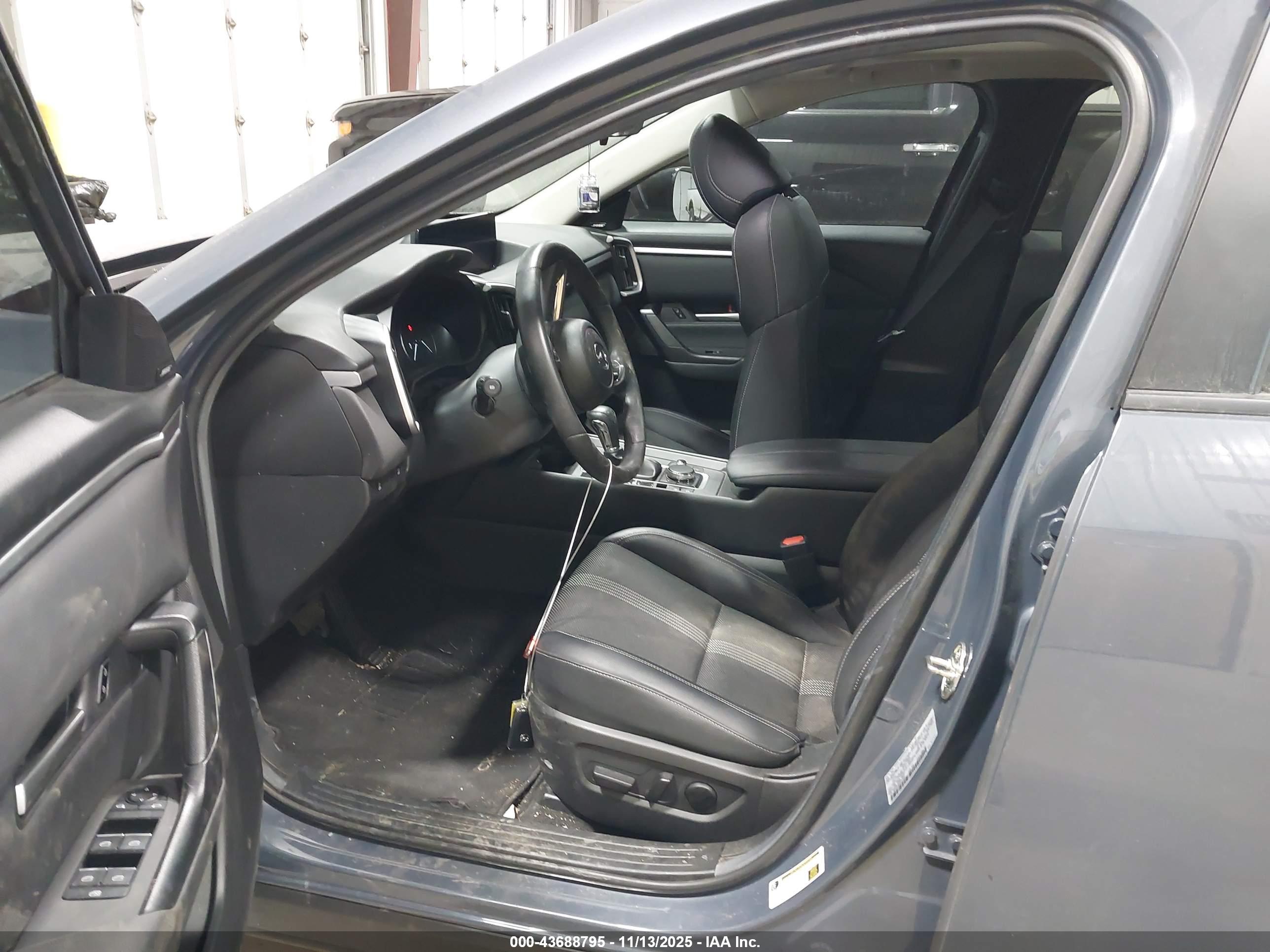 MAZDA CX-50 image 5