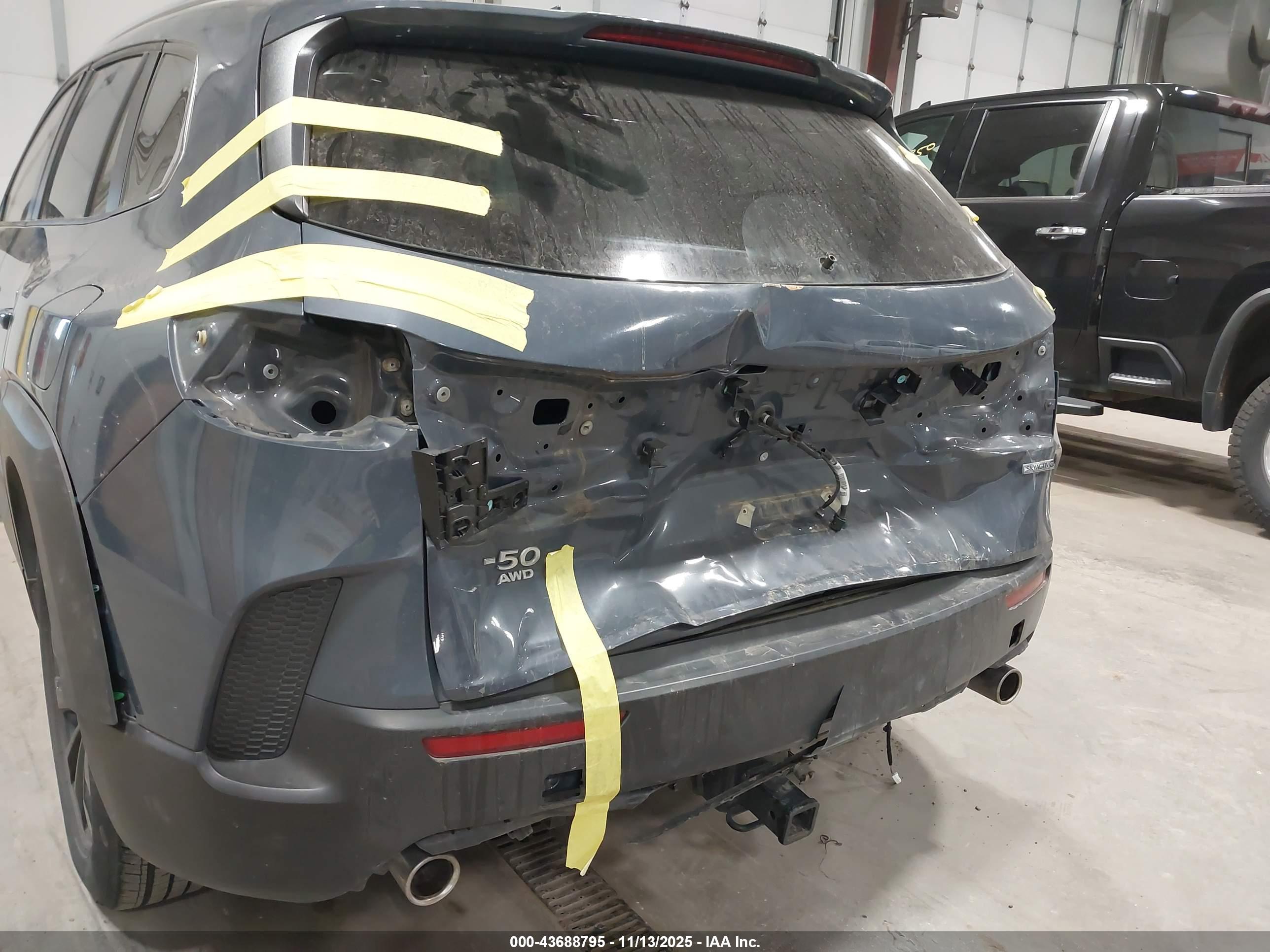 MAZDA CX-50 image 6
