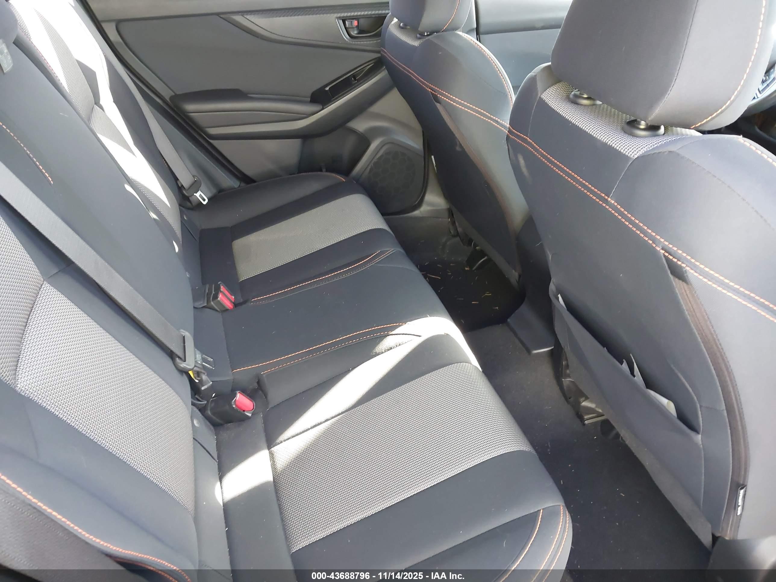 SUBARU CROSSTREK image 8