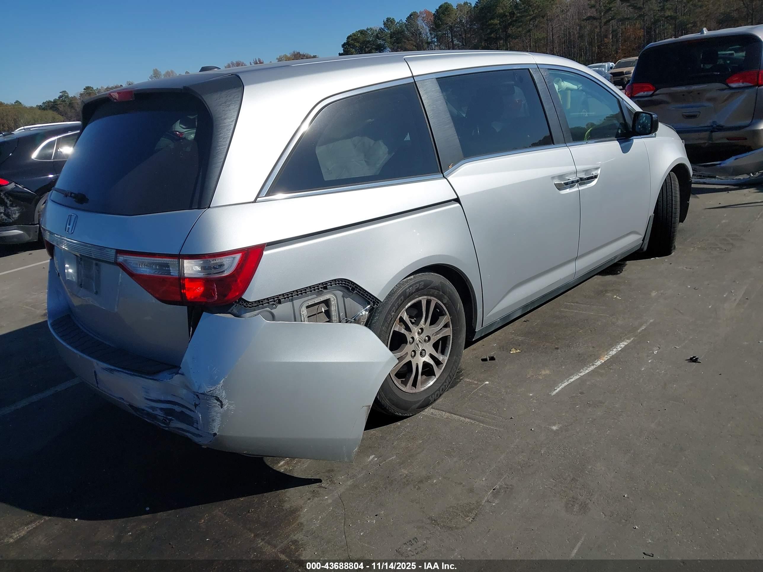 HONDA ODYSSEY image 4
