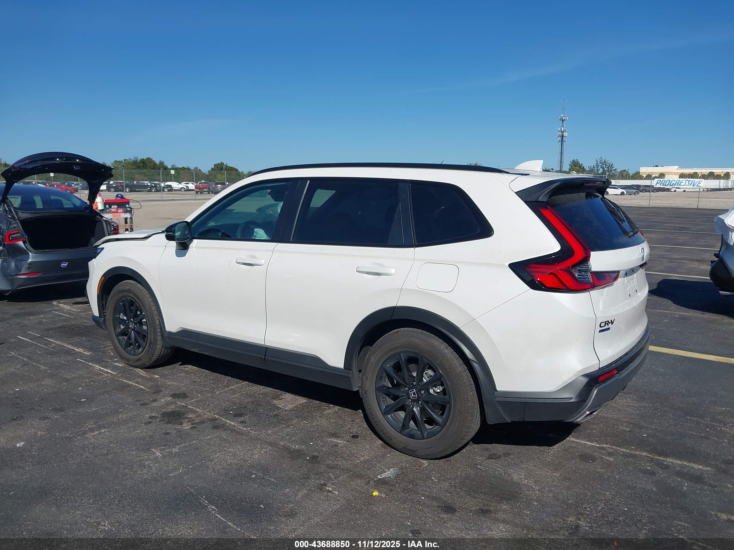 HONDA CR-V image 3
