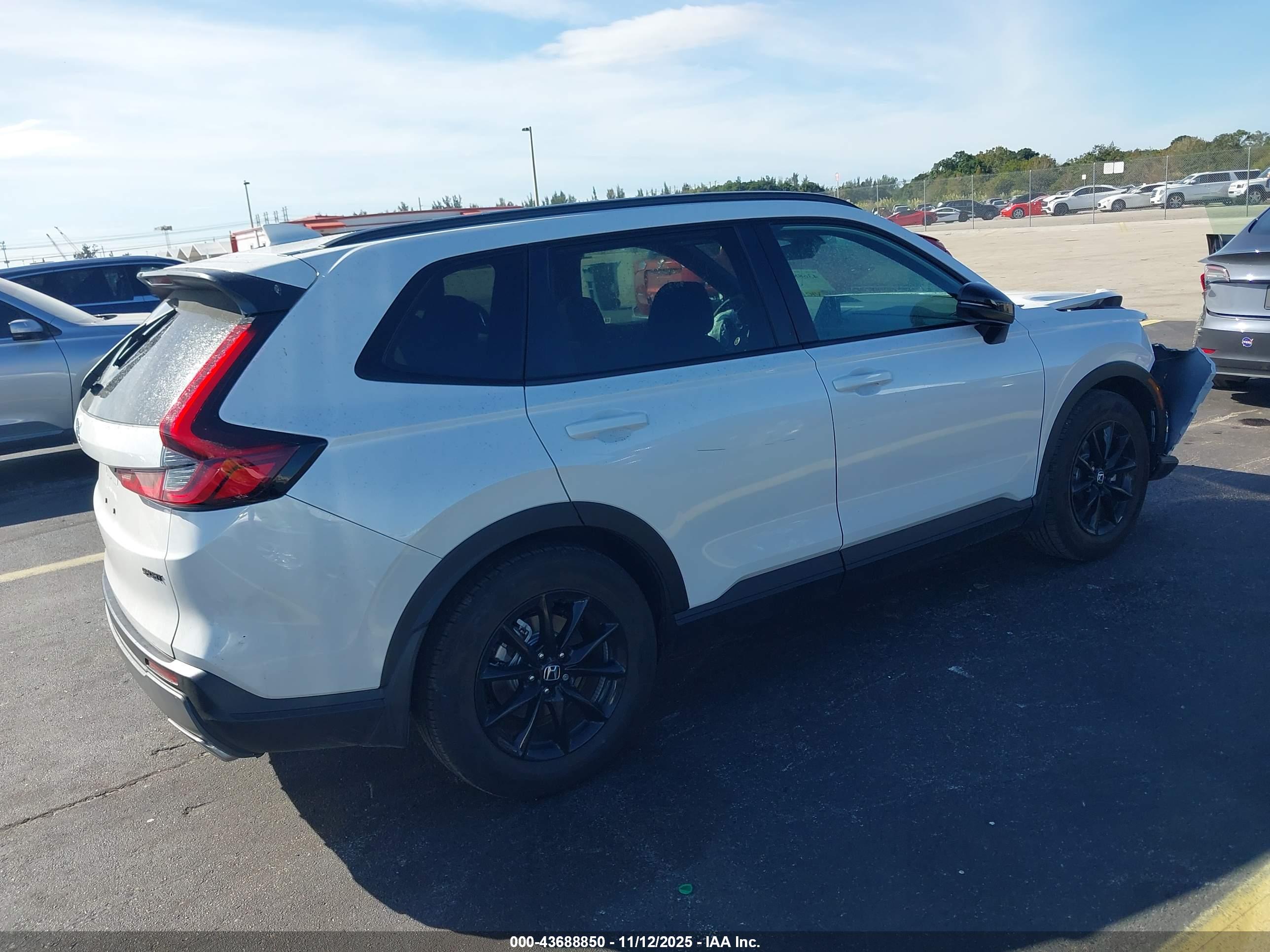 HONDA CR-V image 4