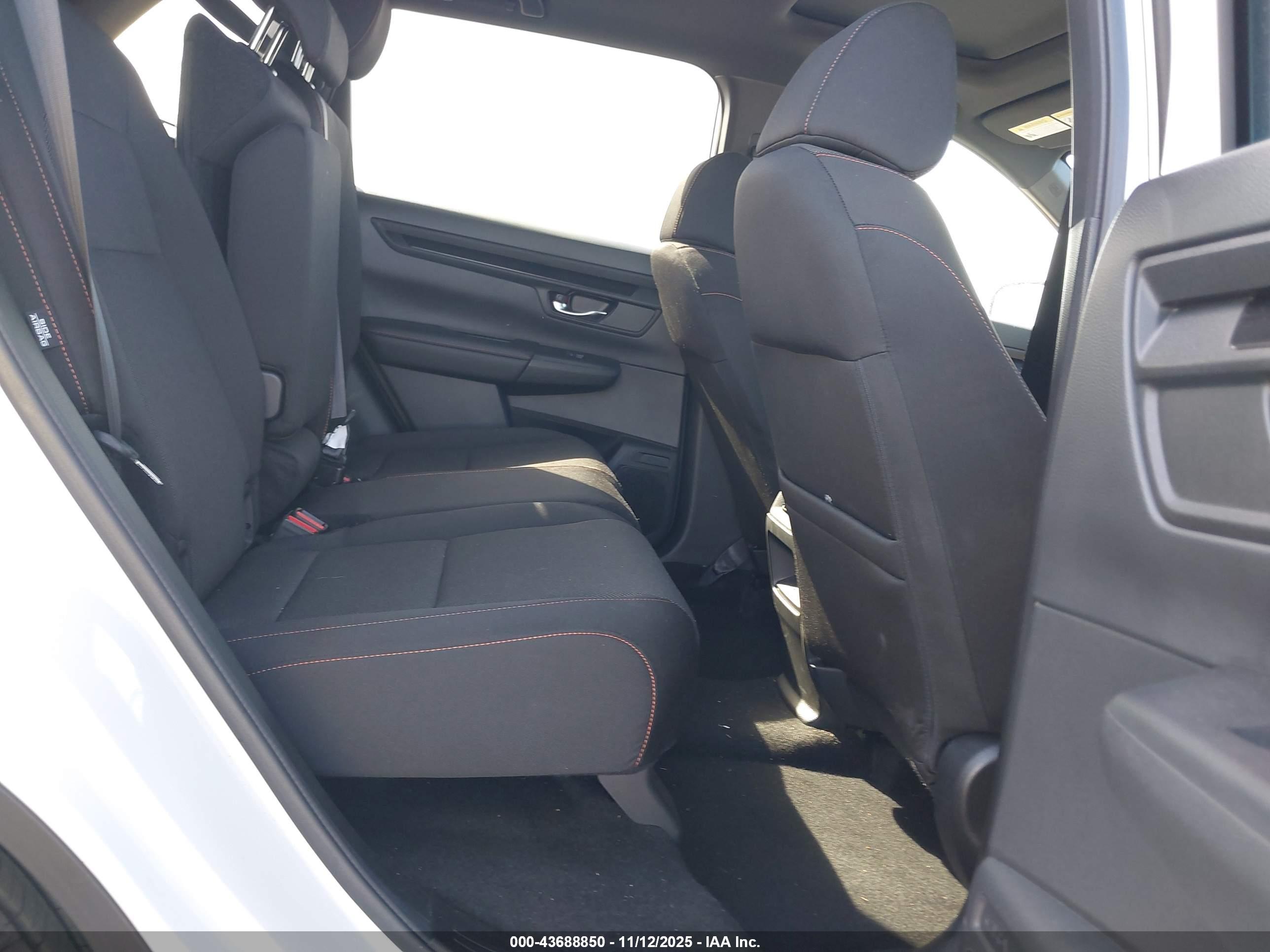 HONDA CR-V image 8
