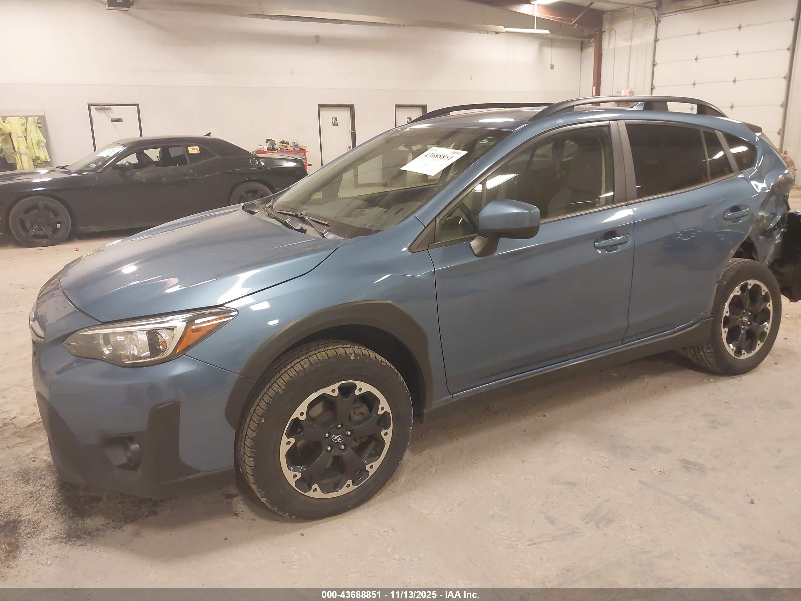 SUBARU CROSSTREK image 2