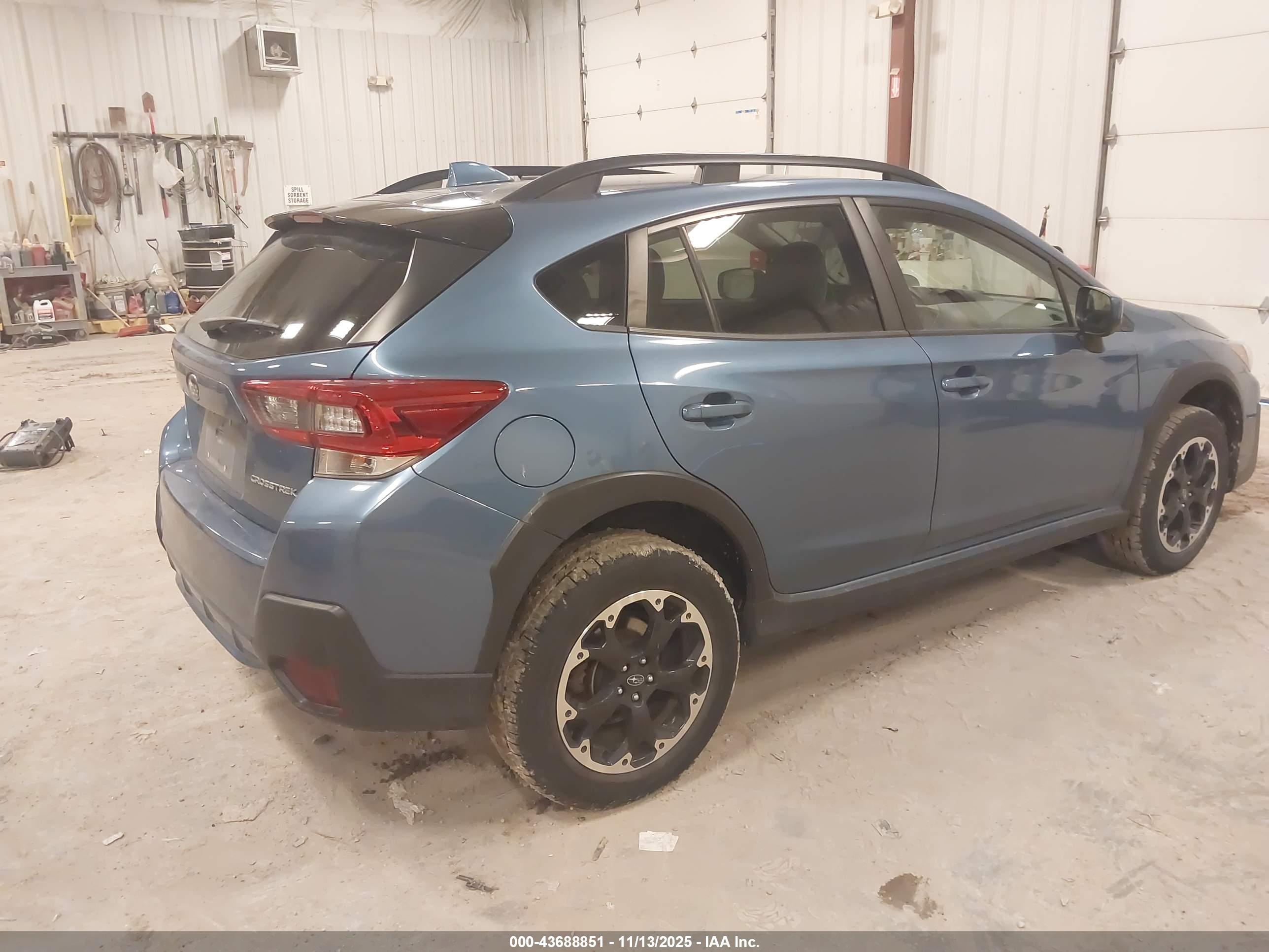 SUBARU CROSSTREK image 4