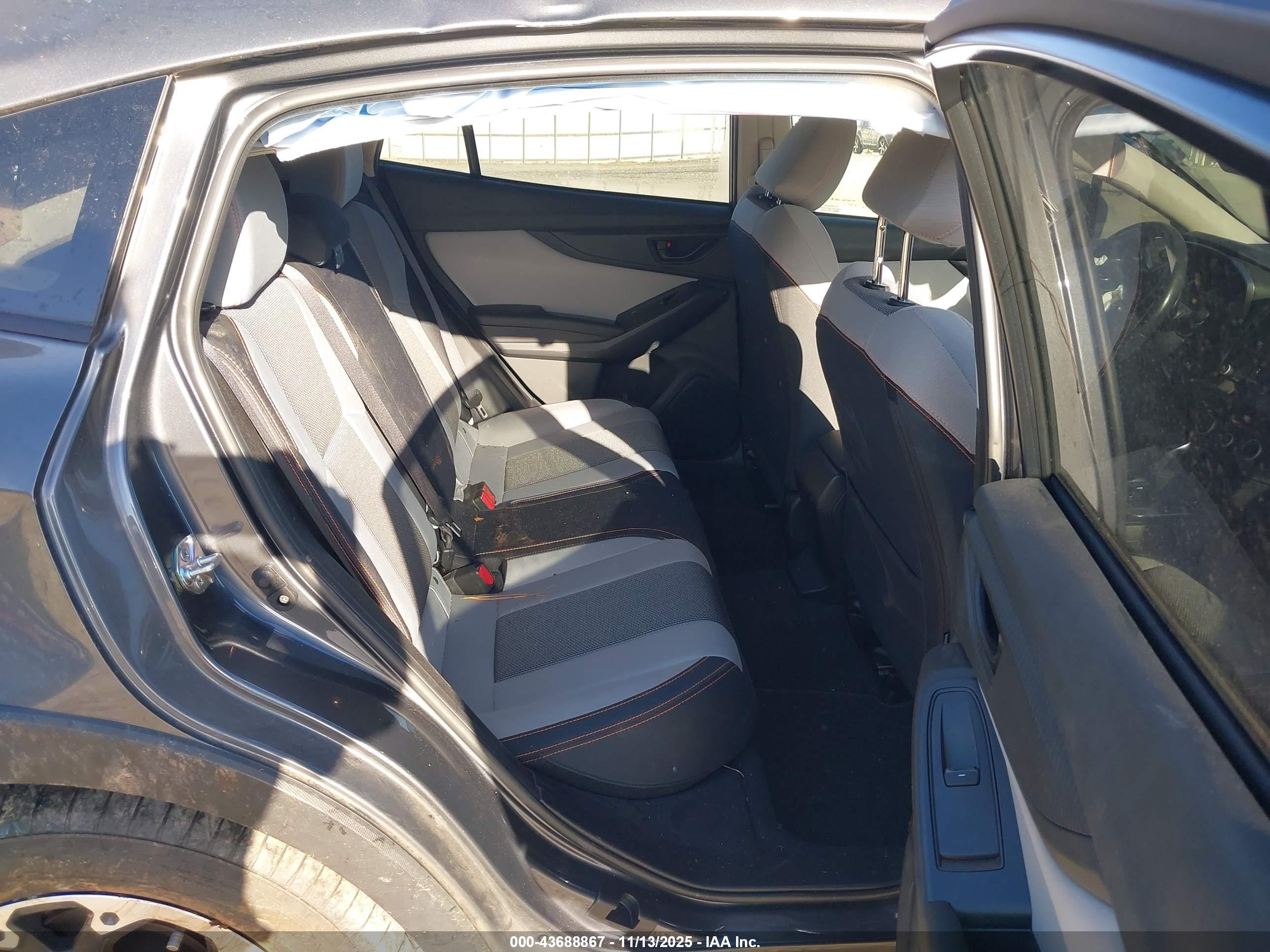 SUBARU CROSSTREK image 8