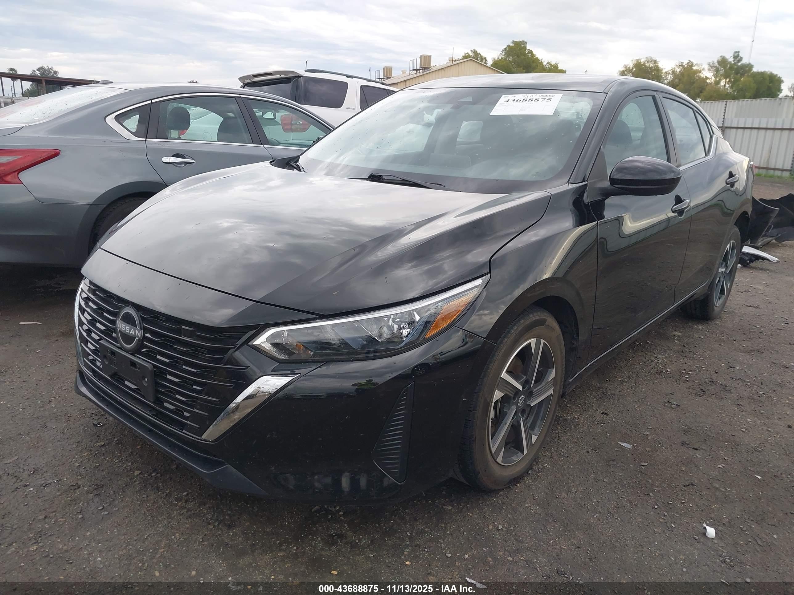 NISSAN SENTRA image 2