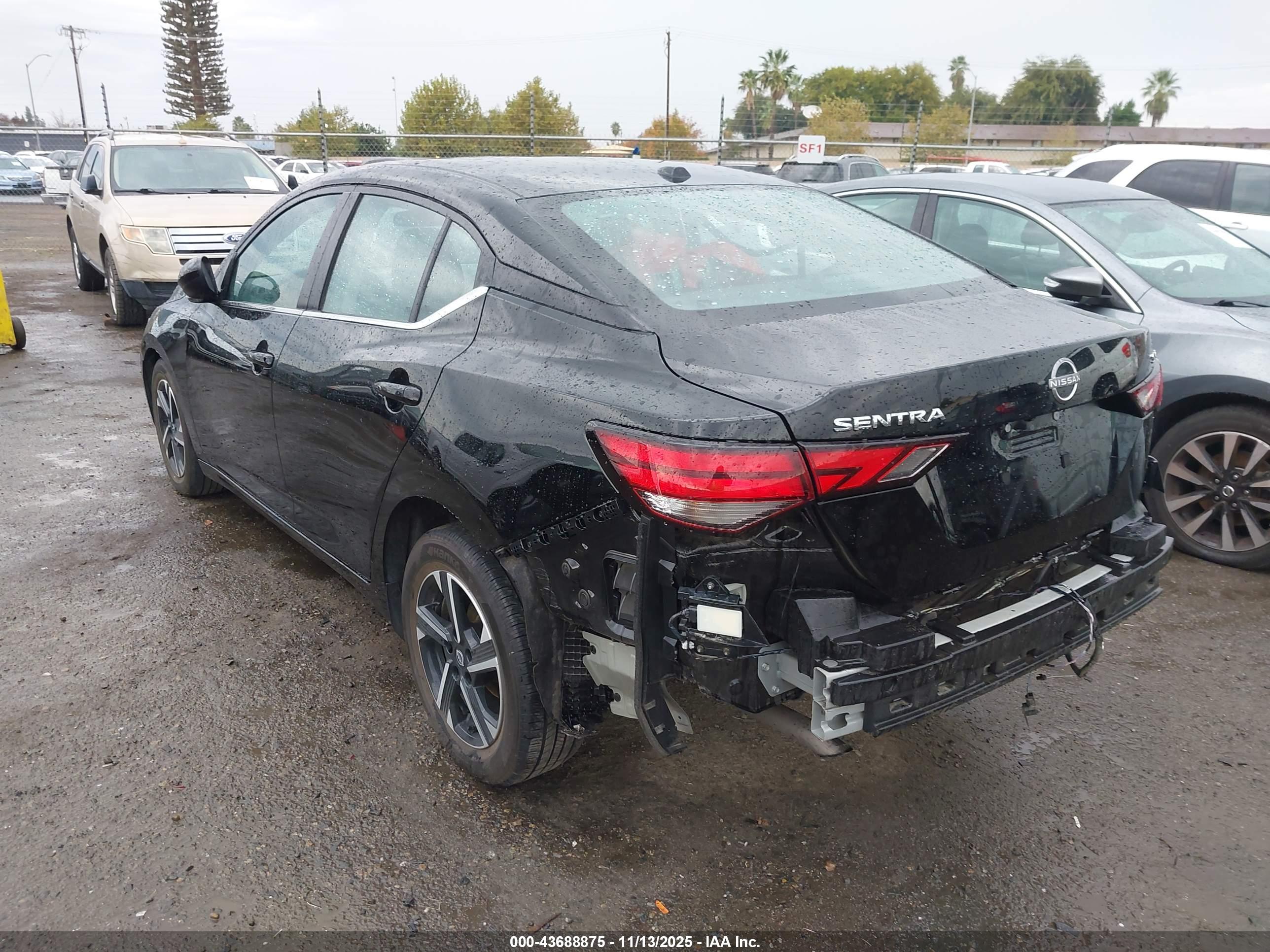 NISSAN SENTRA image 3