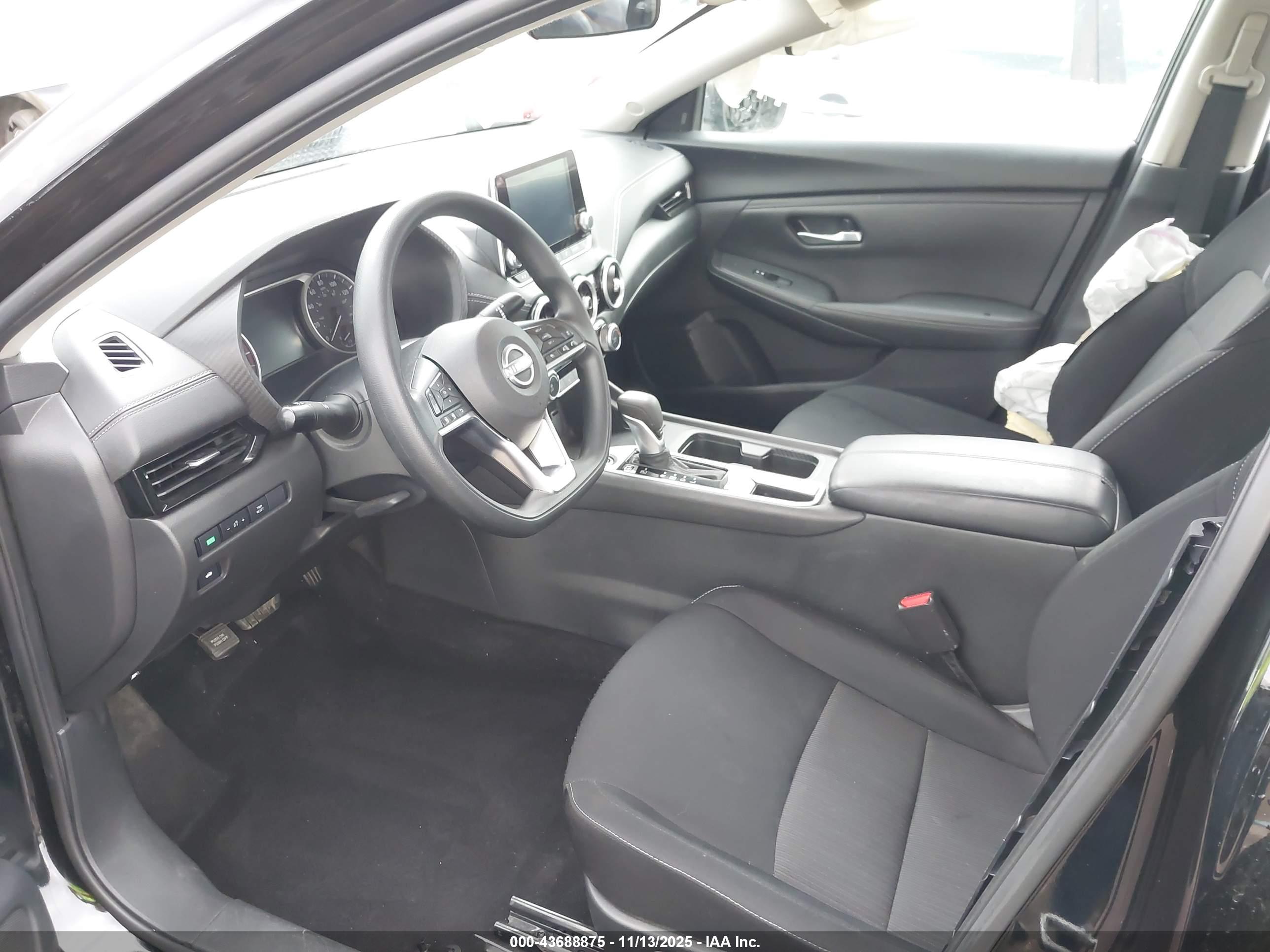 NISSAN SENTRA image 5