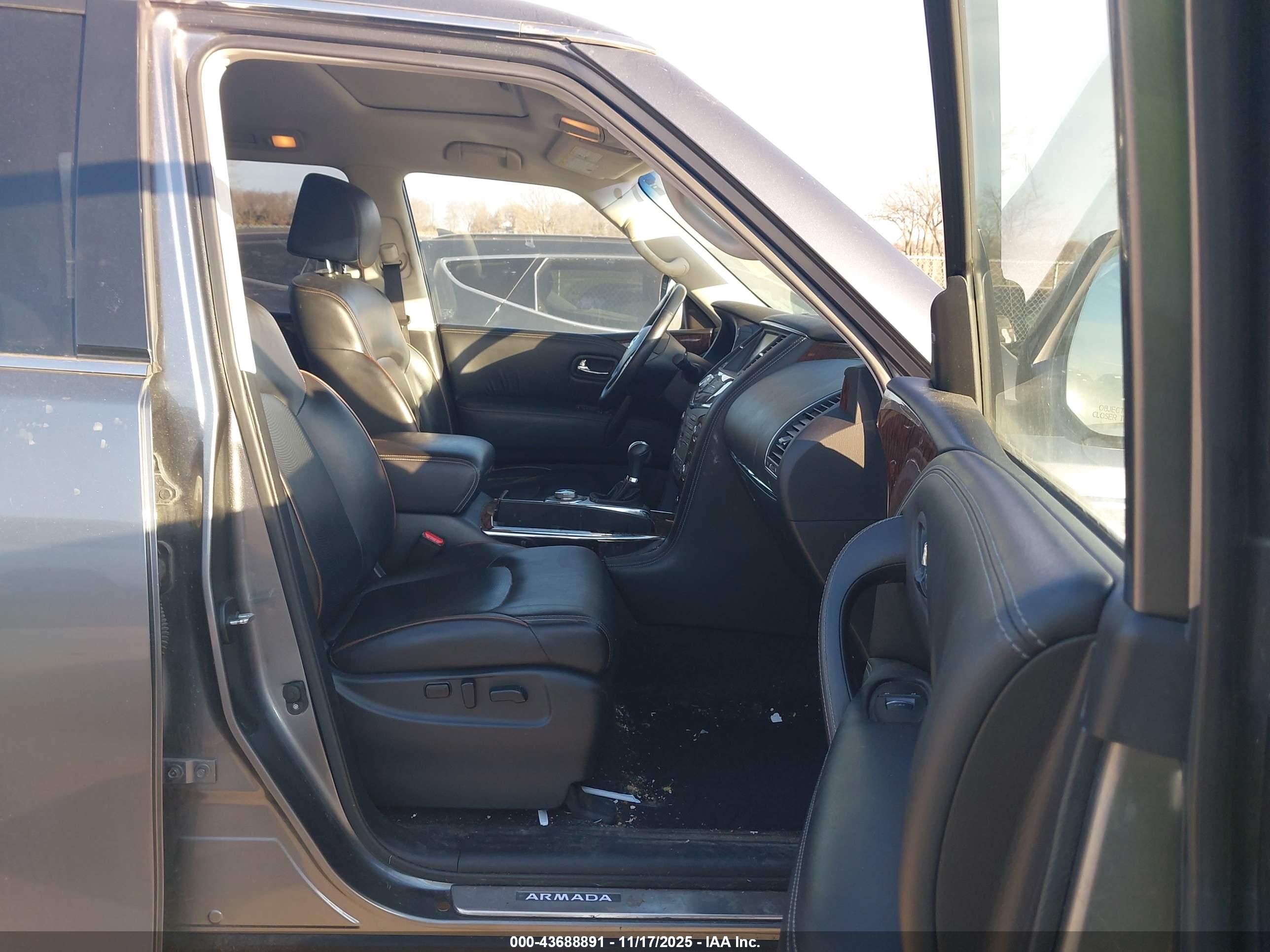 NISSAN ARMADA image 5