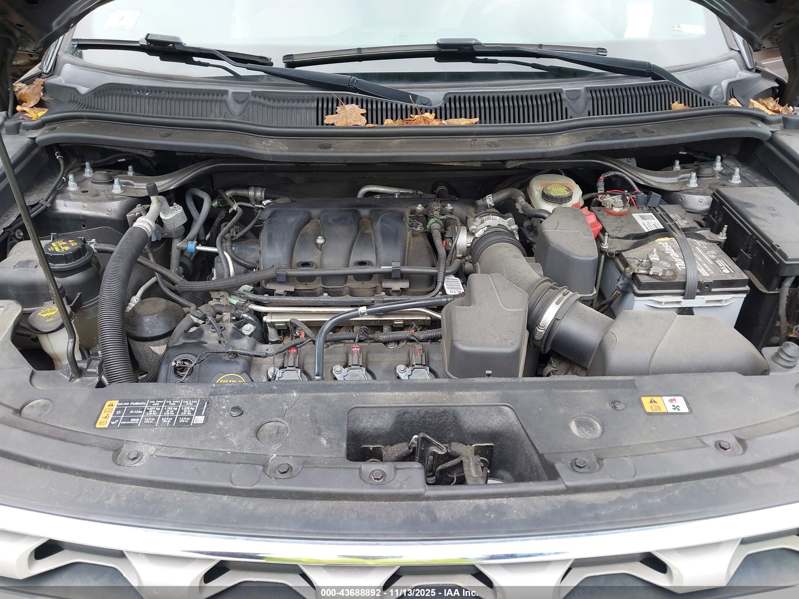 FORD EXPLORER image 10
