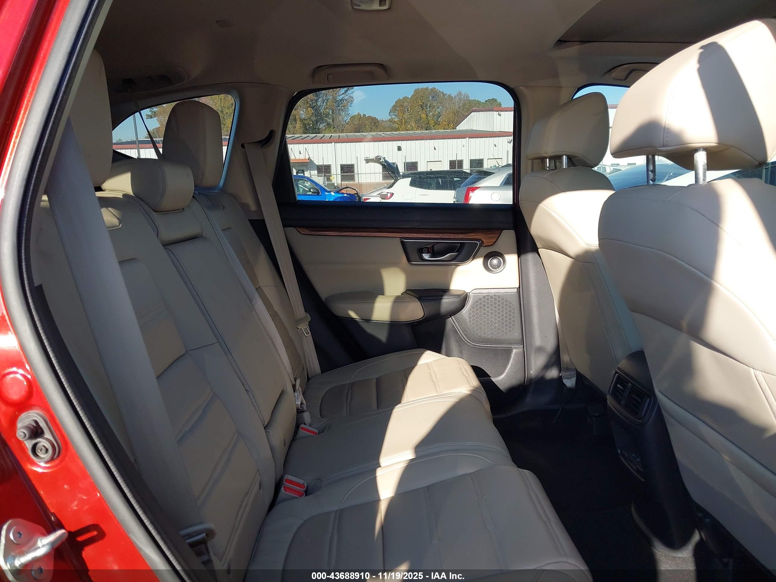 HONDA CR-V image 8
