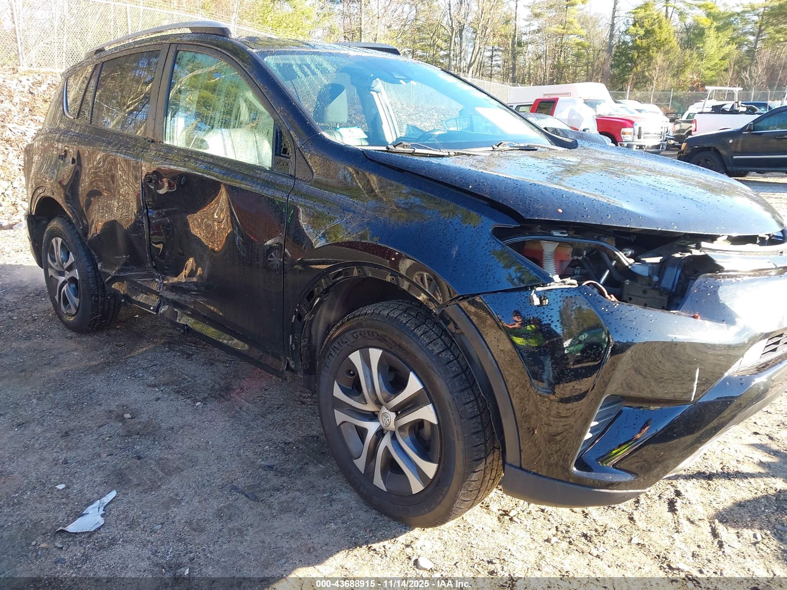 TOYOTA RAV4 image 6