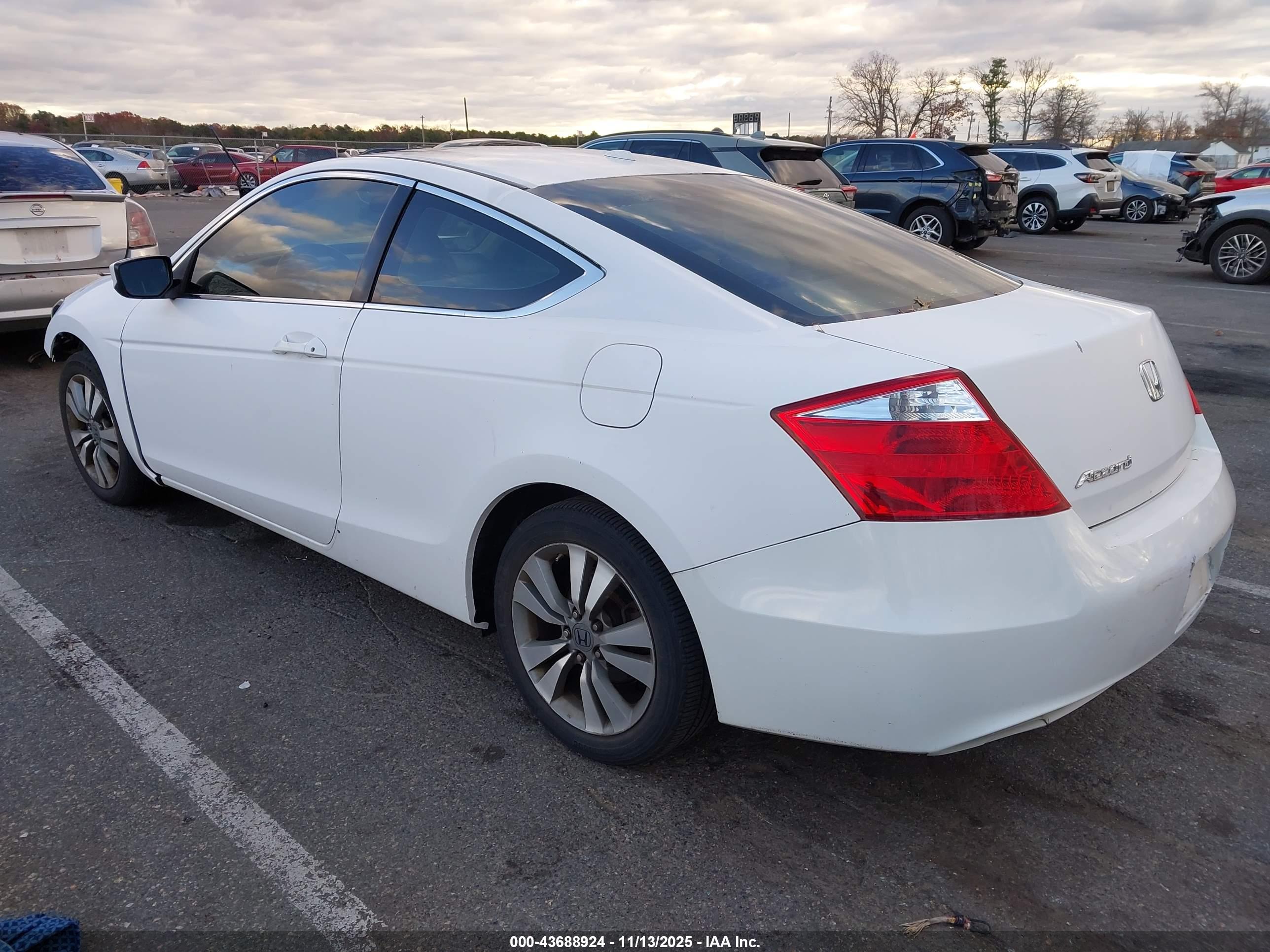 HONDA ACCORD image 3