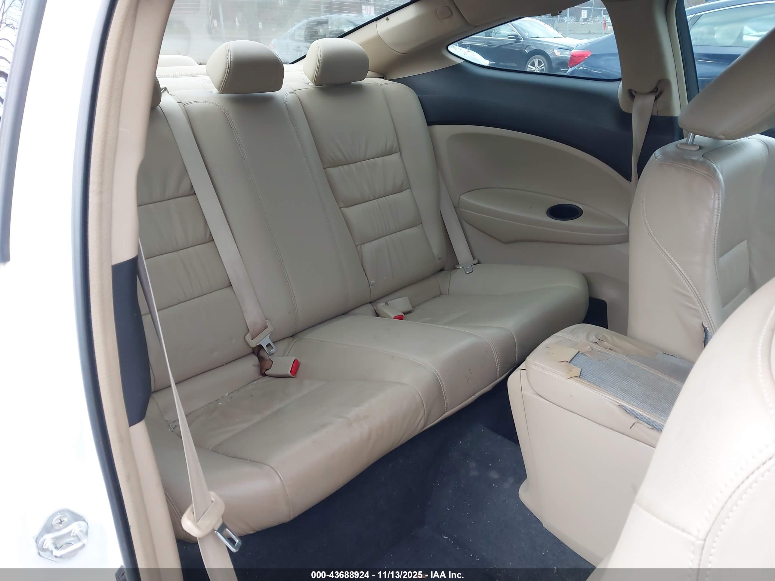 HONDA ACCORD image 8