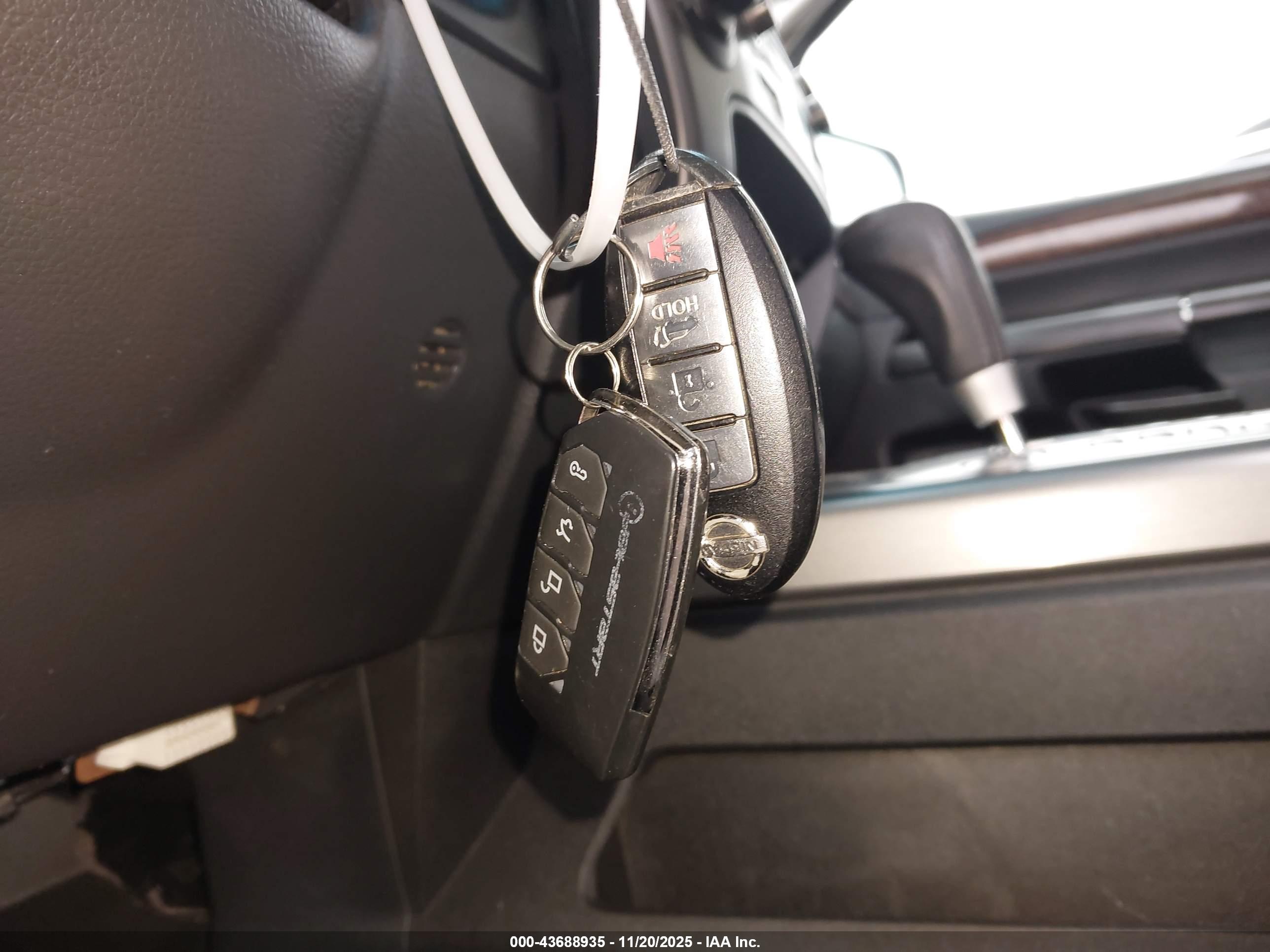 NISSAN ARMADA image 11