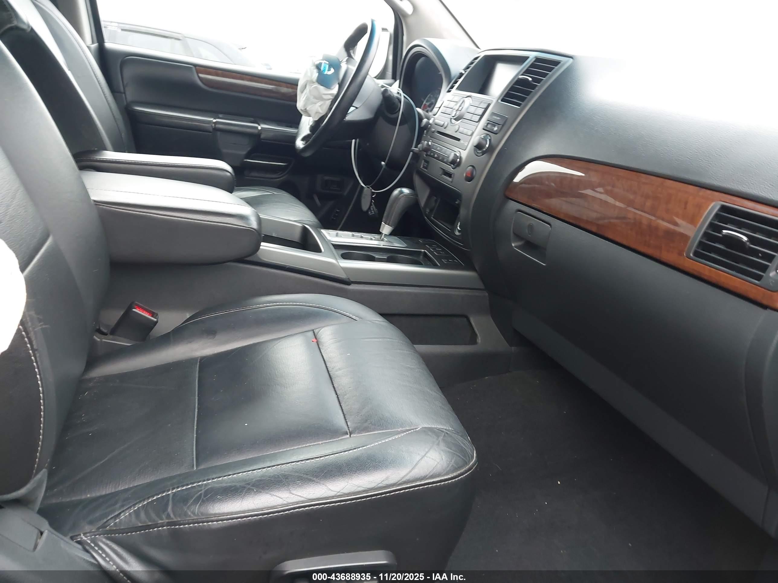NISSAN ARMADA image 5