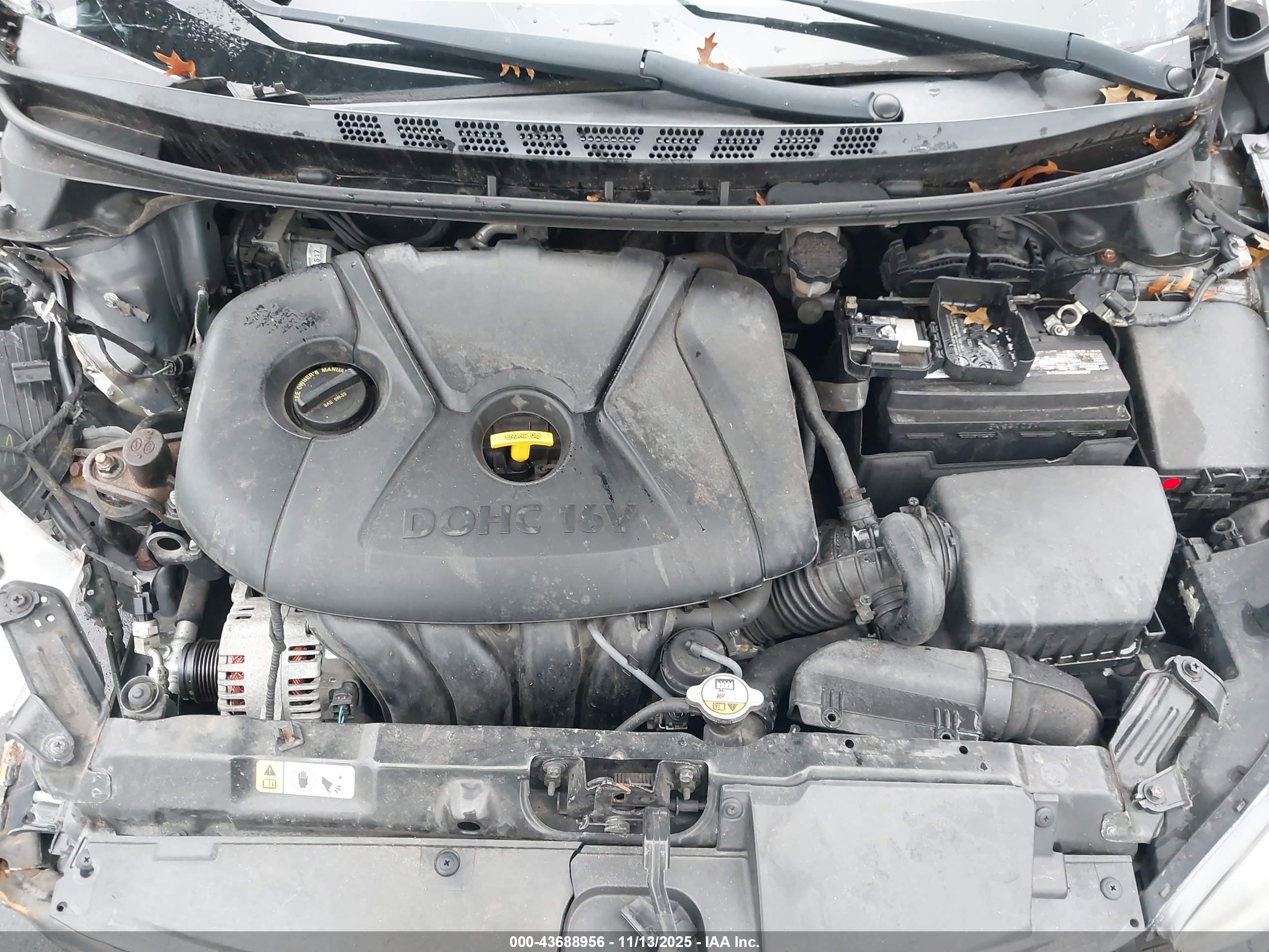HYUNDAI ELANTRA image 10
